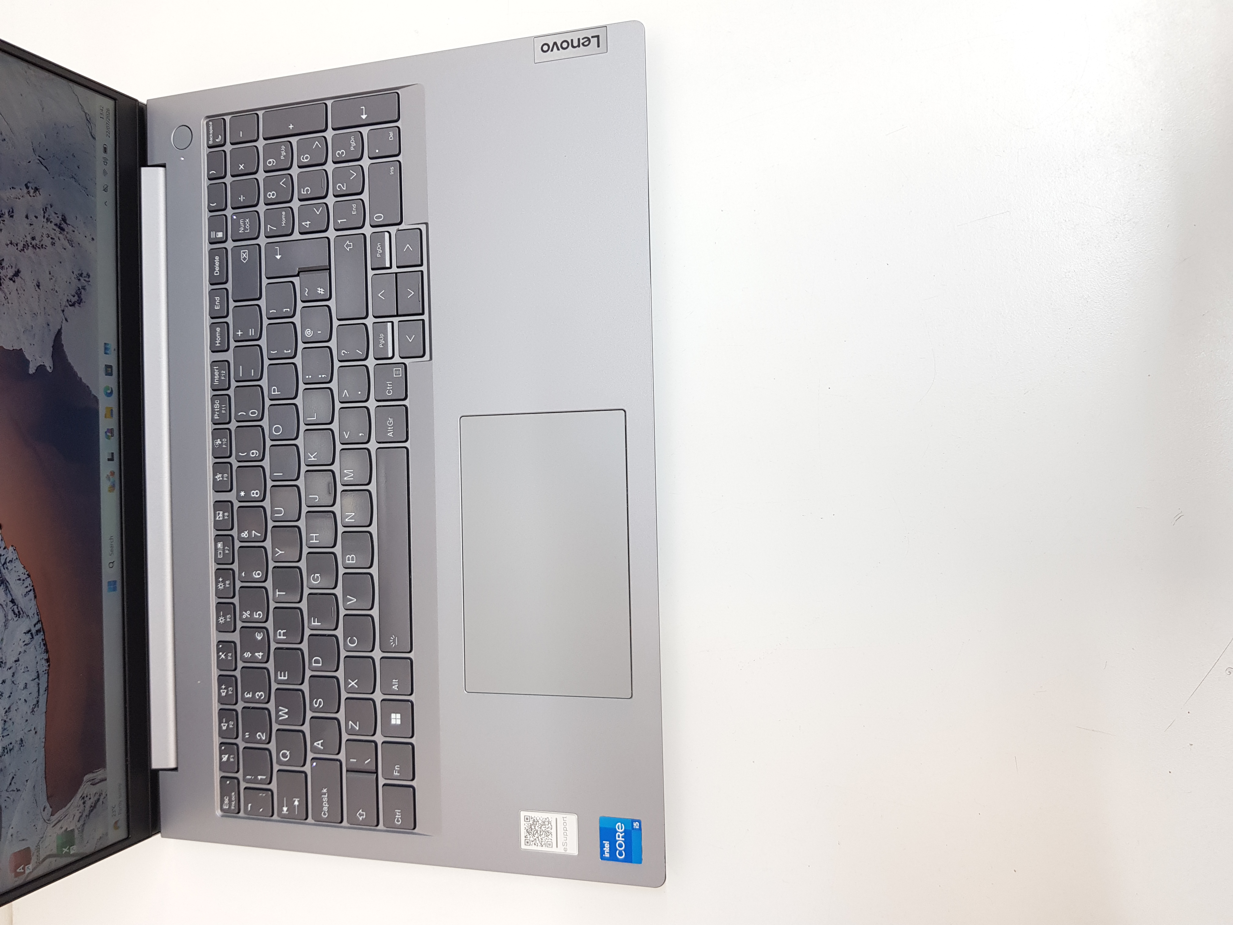 Super fast Lenovo laptop, 13th Generation of i5 processor, 16GB RAM, 512GB SSD — additional photo