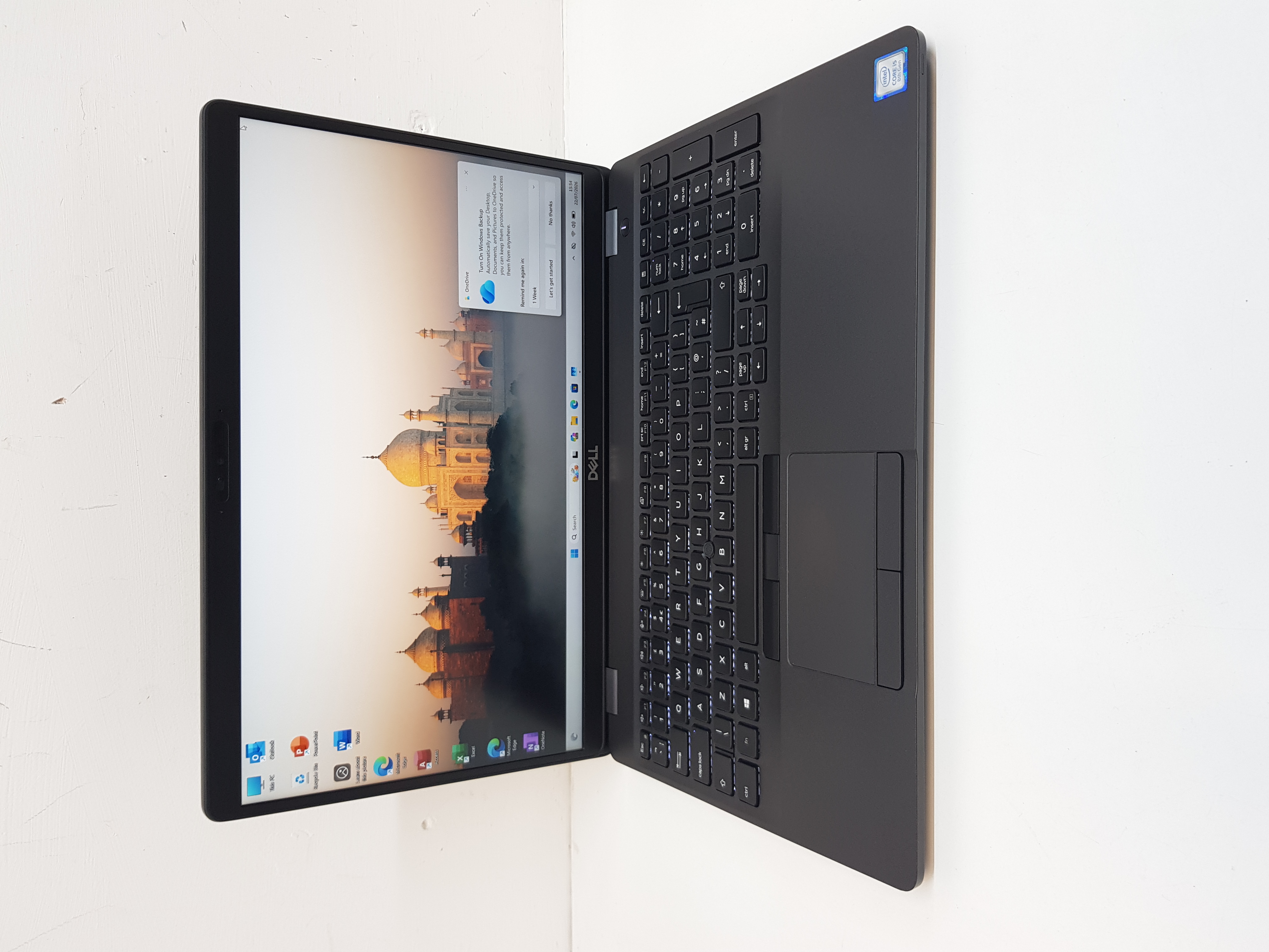 Dell laptop, intel core i5-8th Gen processor, 8GB RAM, 256GB SSD, Microsoft Office 2021