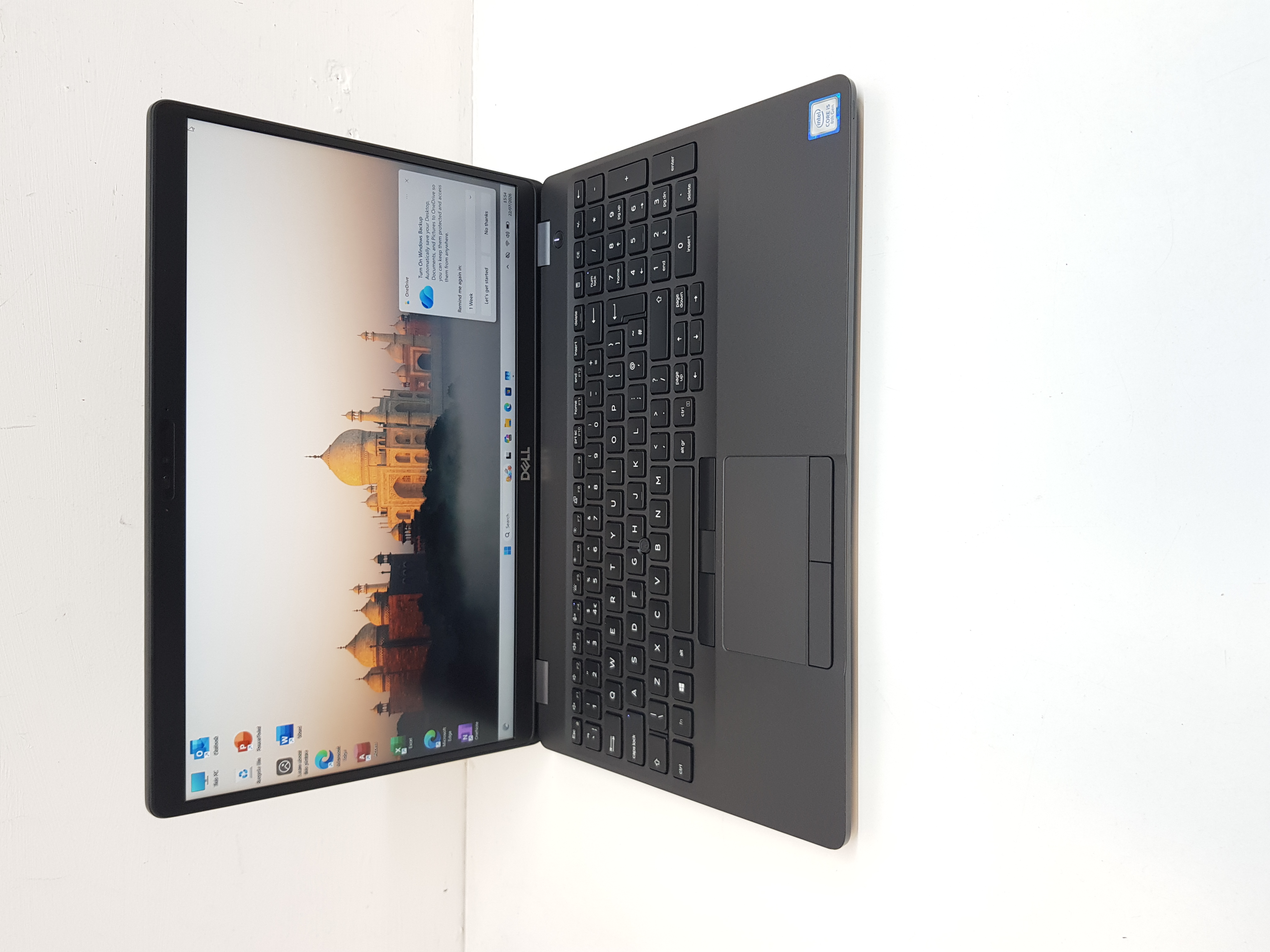 Dell laptop, intel core i5-8th Gen processor, 8GB RAM, 256GB SSD, Microsoft Office 2021 — additional photo