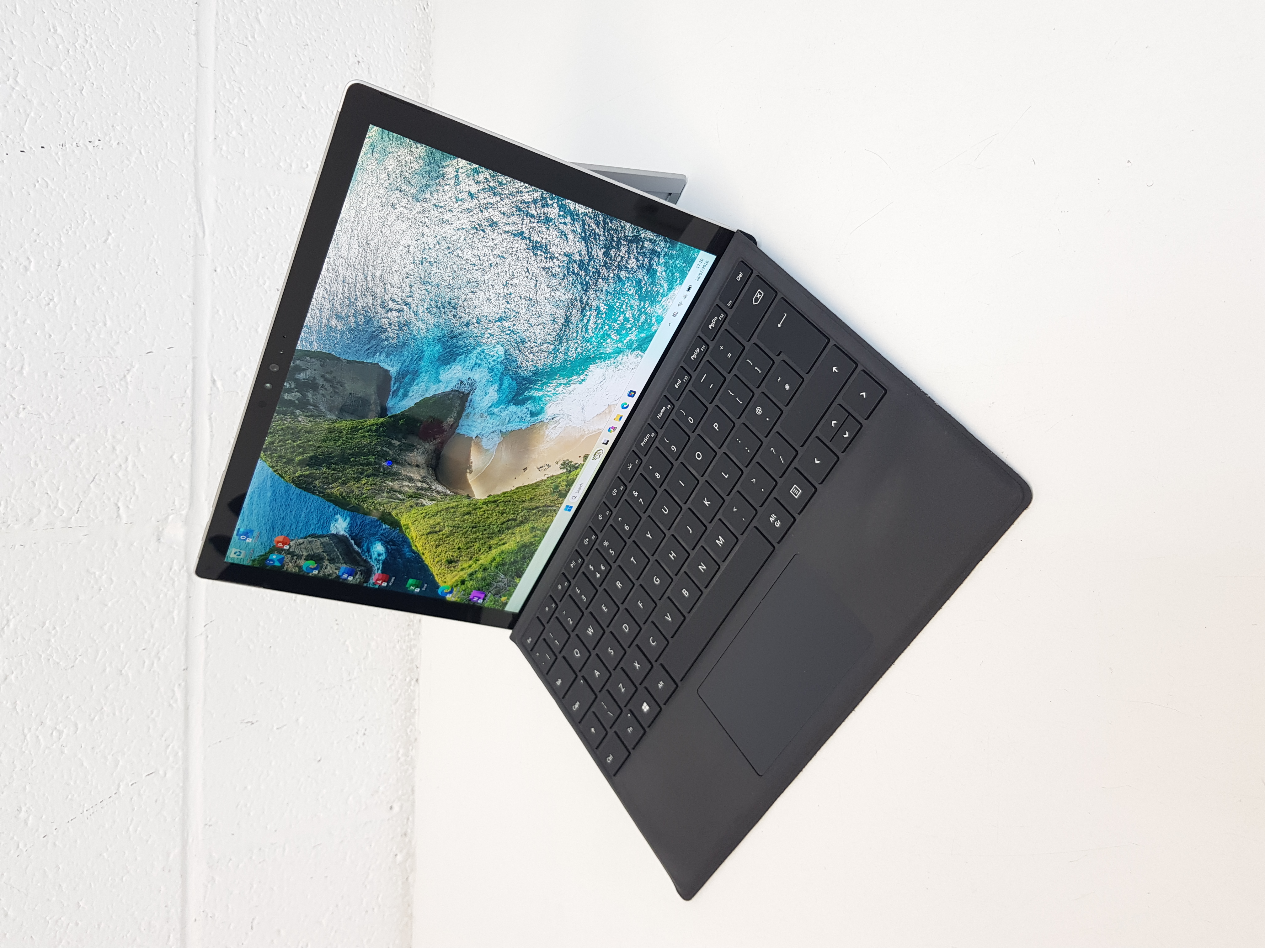 Touch screen Microsoft Laptop, Fast intel core i5 processor, 8GB, 256GB,MS Office 2021, Windows 11 — additional photo