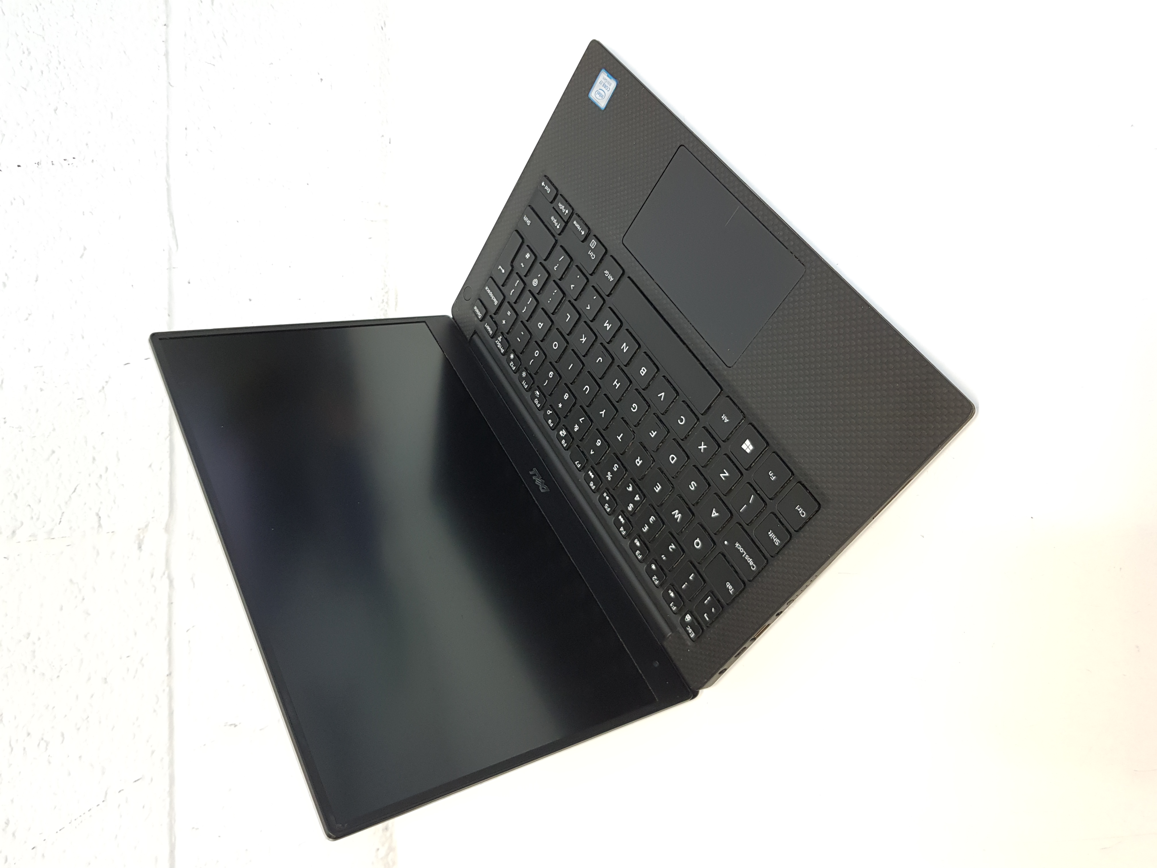 Dell XPS Fast Laptop, intel core i7-8th Gen processor, 8GB Memory, 256GB Storage, Windows 11 — additional photo