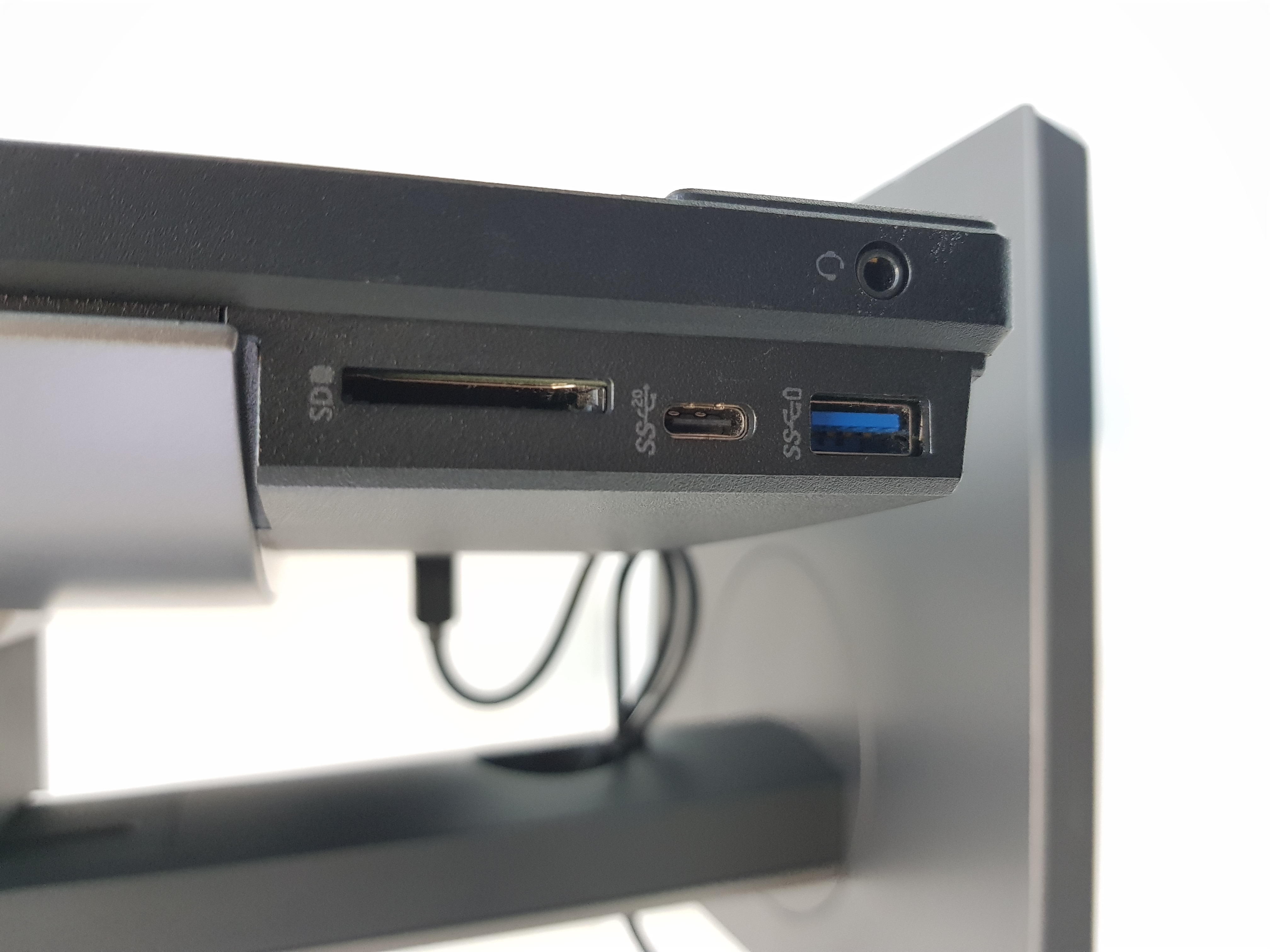 Dell Super fast all-in-one computer, intel core i7-10th Generation, 164GB RAM, 515GB SSD, Office 2021 — additional photo