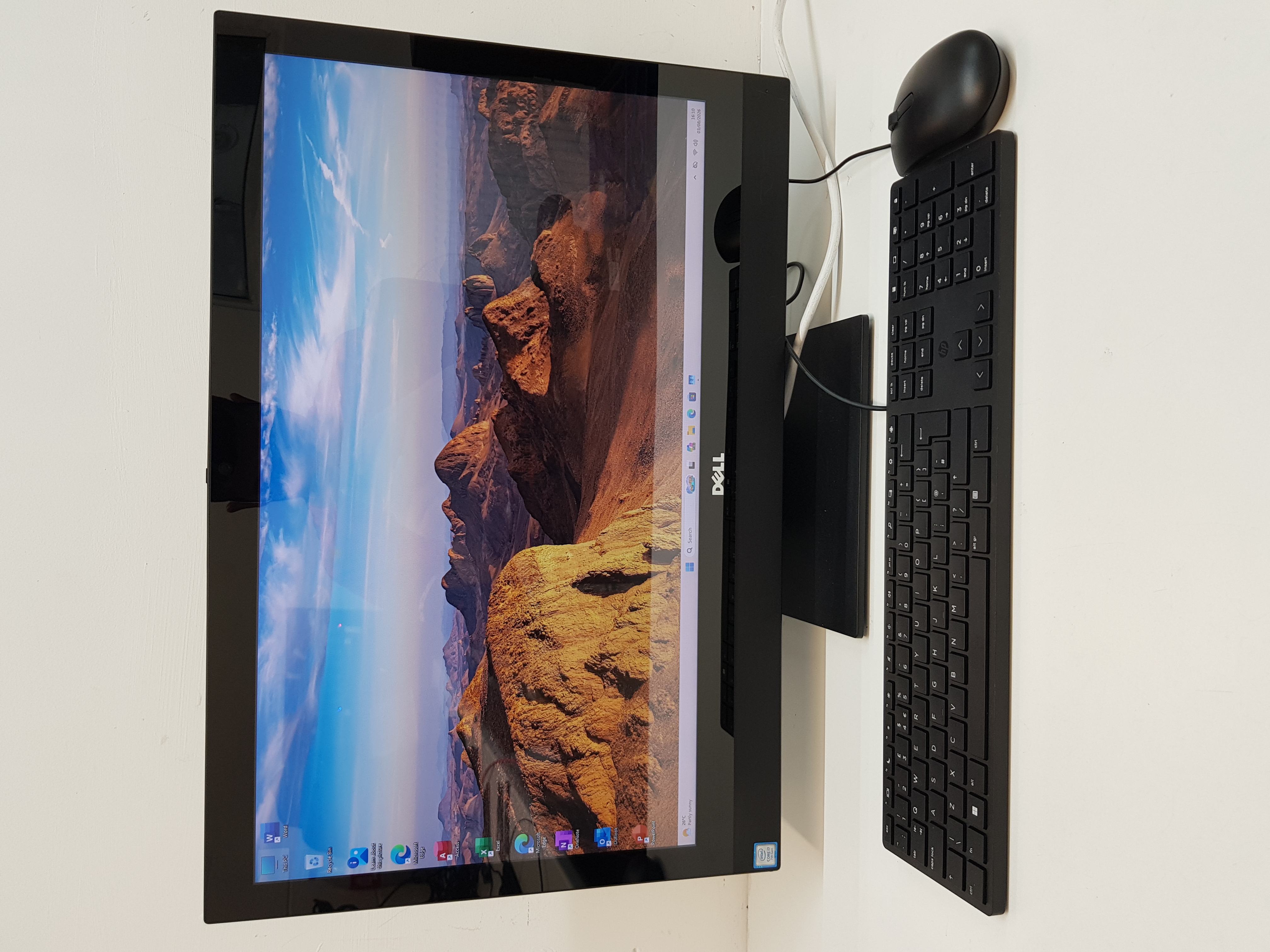 Dell fast Touch screen all-in-one Computer, intel core i7, 16GB RAM, 512GB SSD+1TB HDD — additional photo