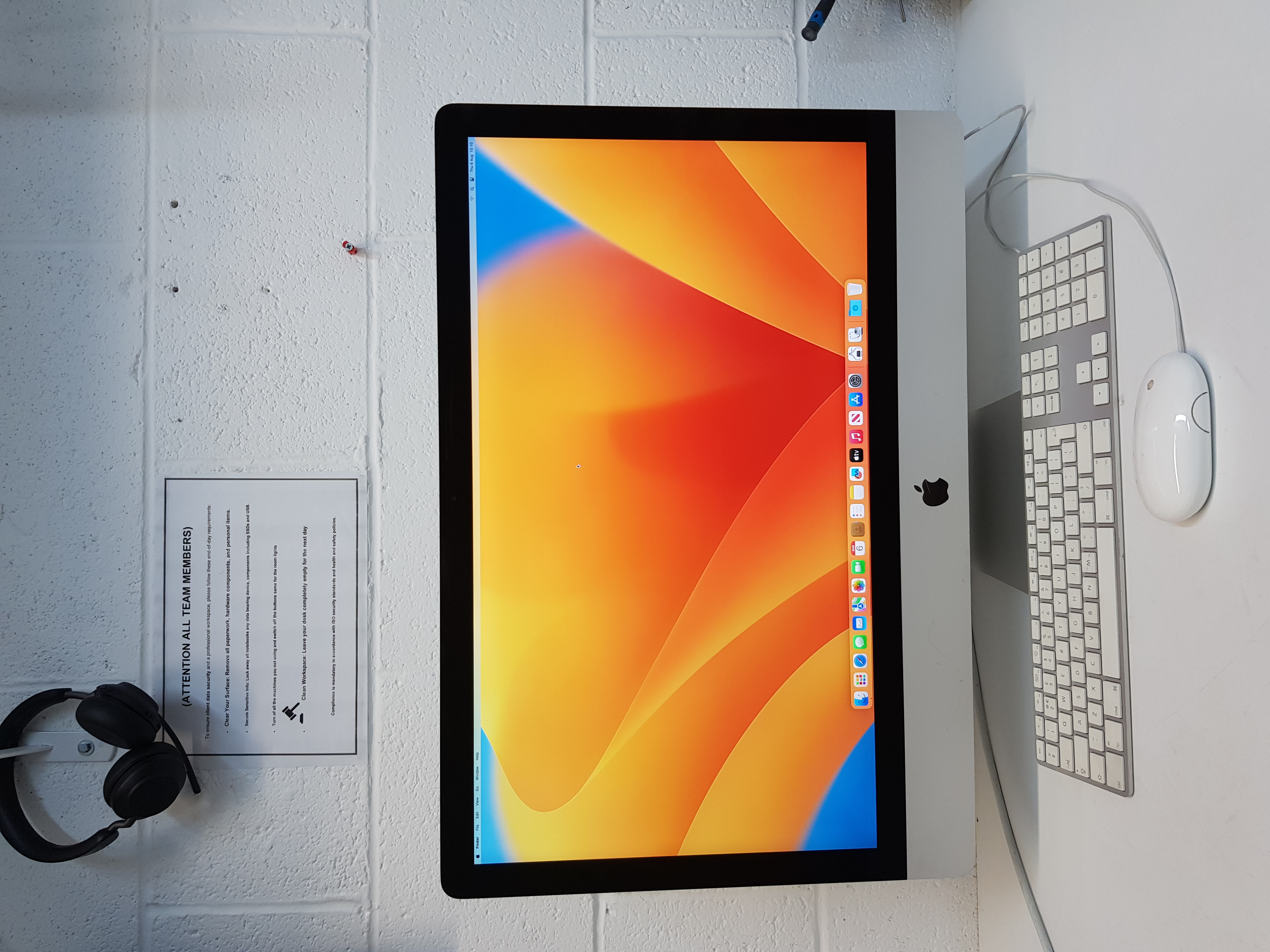 Apple iMac, intel core i5 processor, 32GB RAM, 512GB SSD, 4GB graphics — additional photo