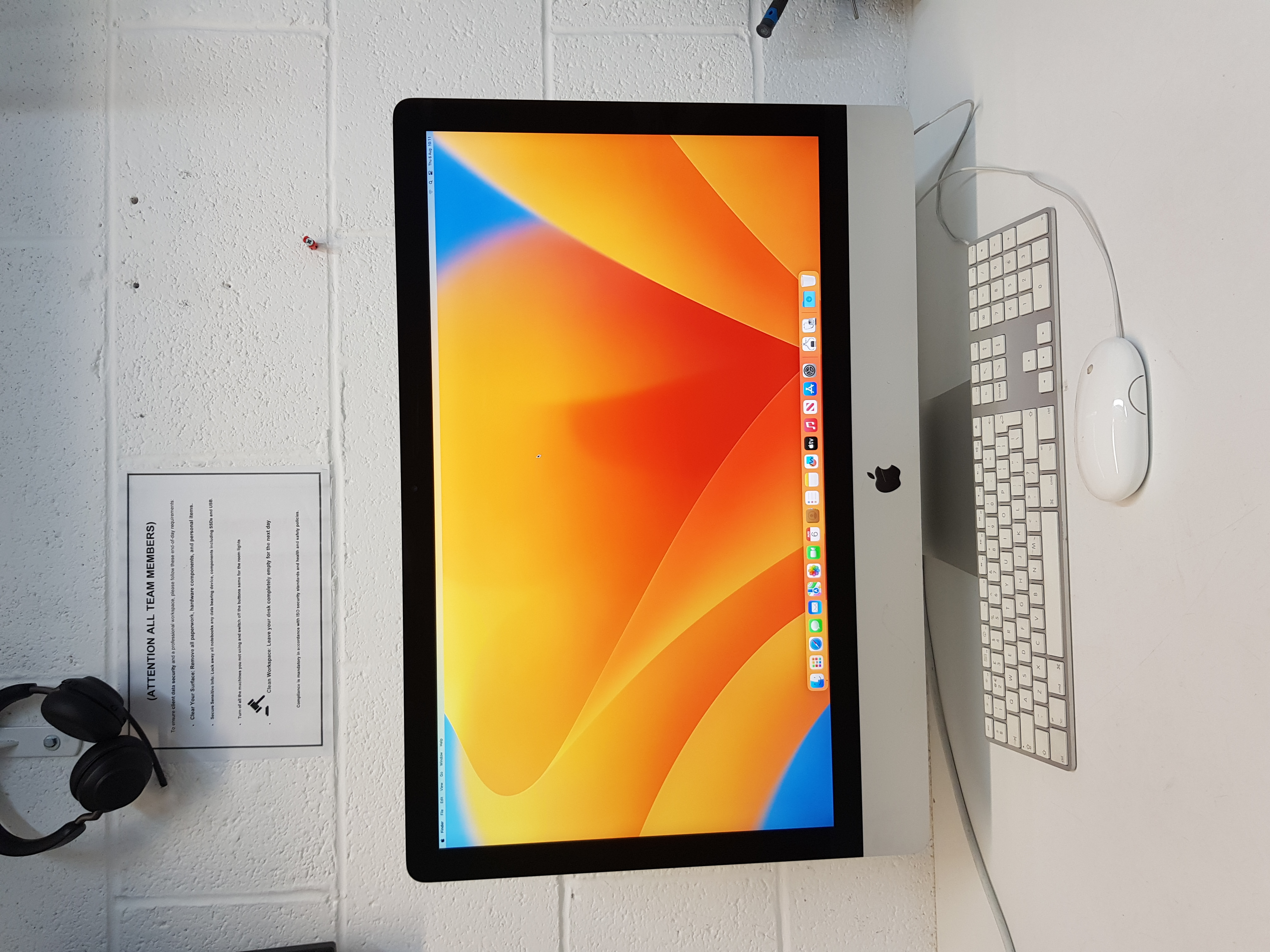 Apple iMac, intel core i5 processor, 32GB RAM, 512GB SSD, 4GB graphics — additional photo
