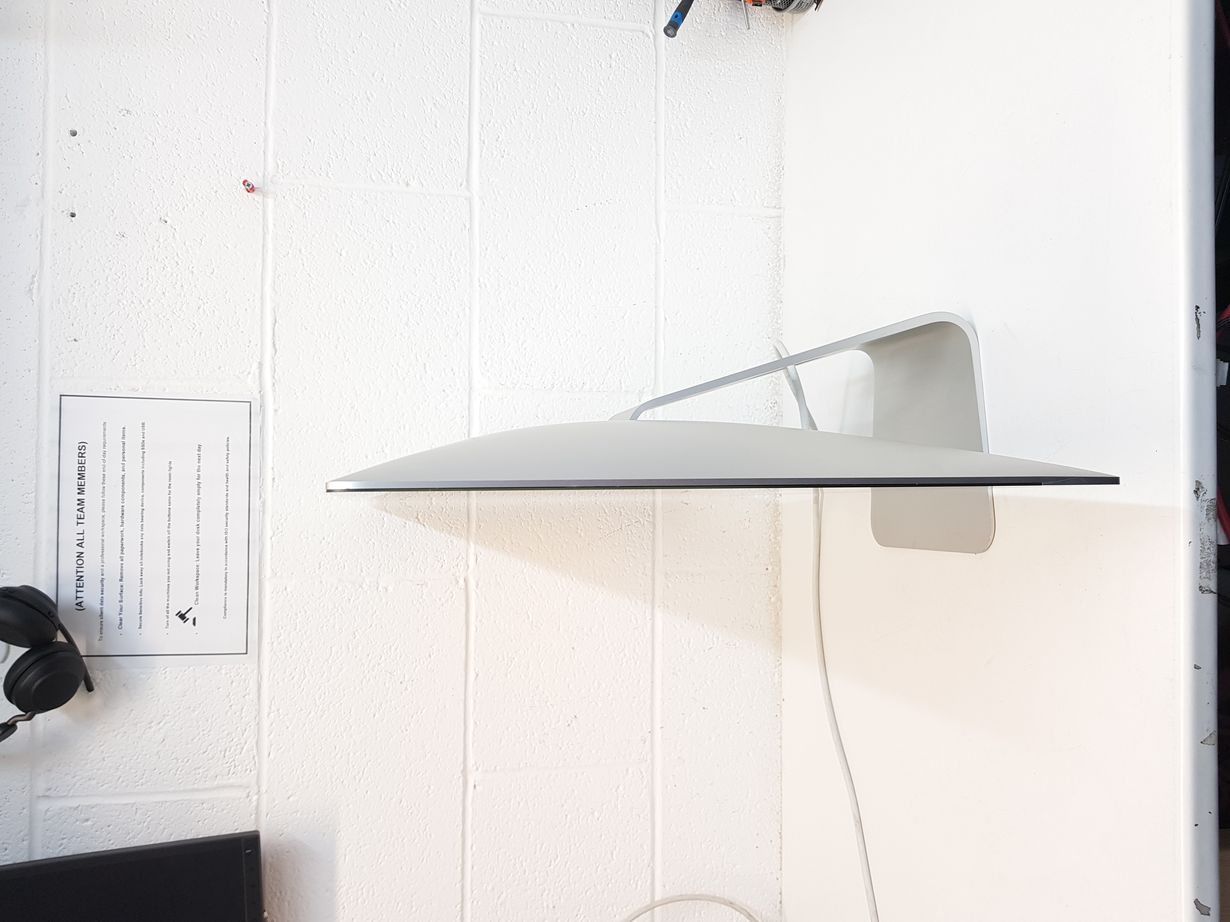Apple iMac, intel core i5 processor, 32GB RAM, 512GB SSD, 4GB graphics — additional photo