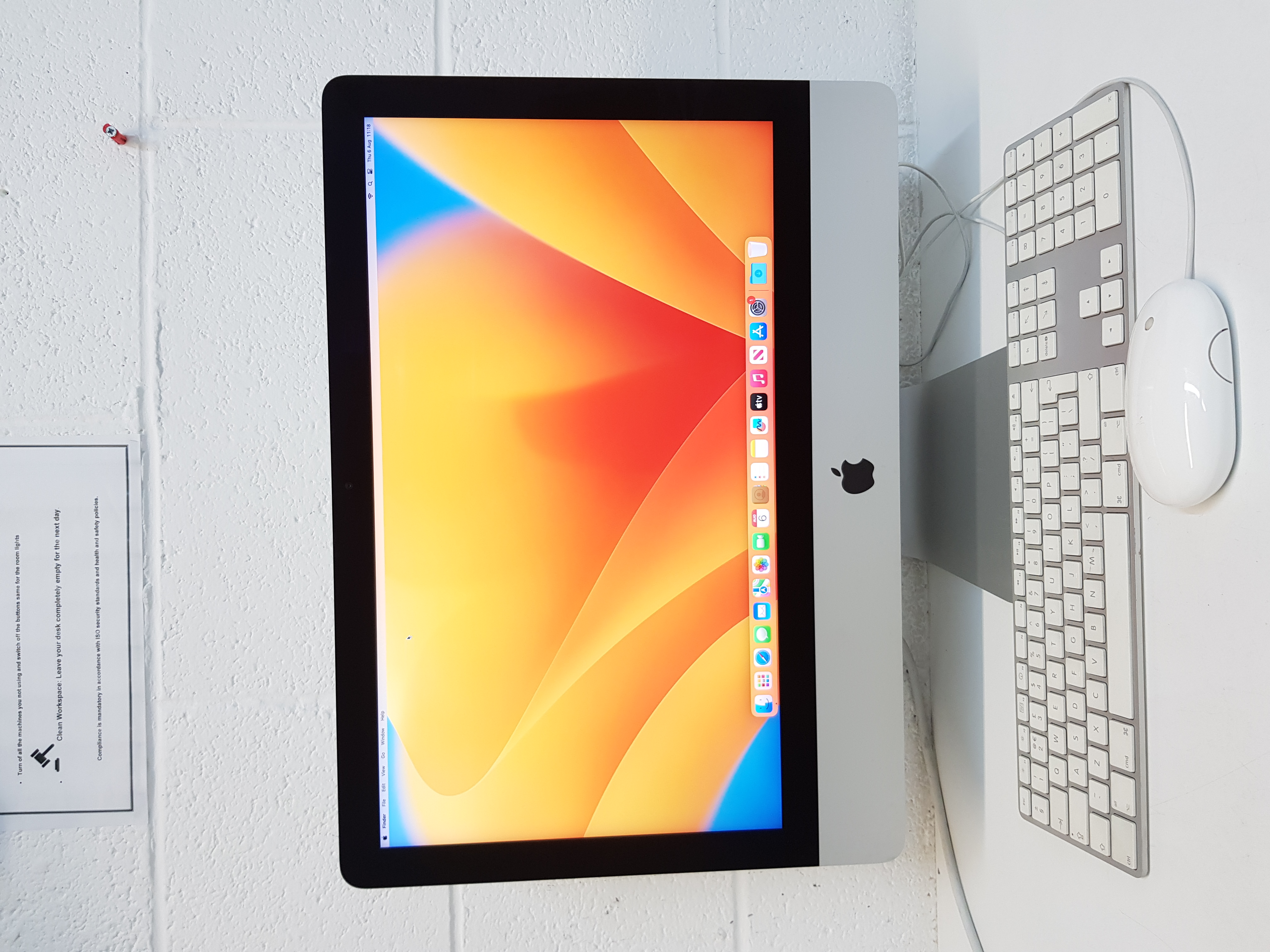 Apple iMac, intel core i5 processor, 16GB RAM, 256GB SSD, Retina 4K, 2GB graphics — additional photo