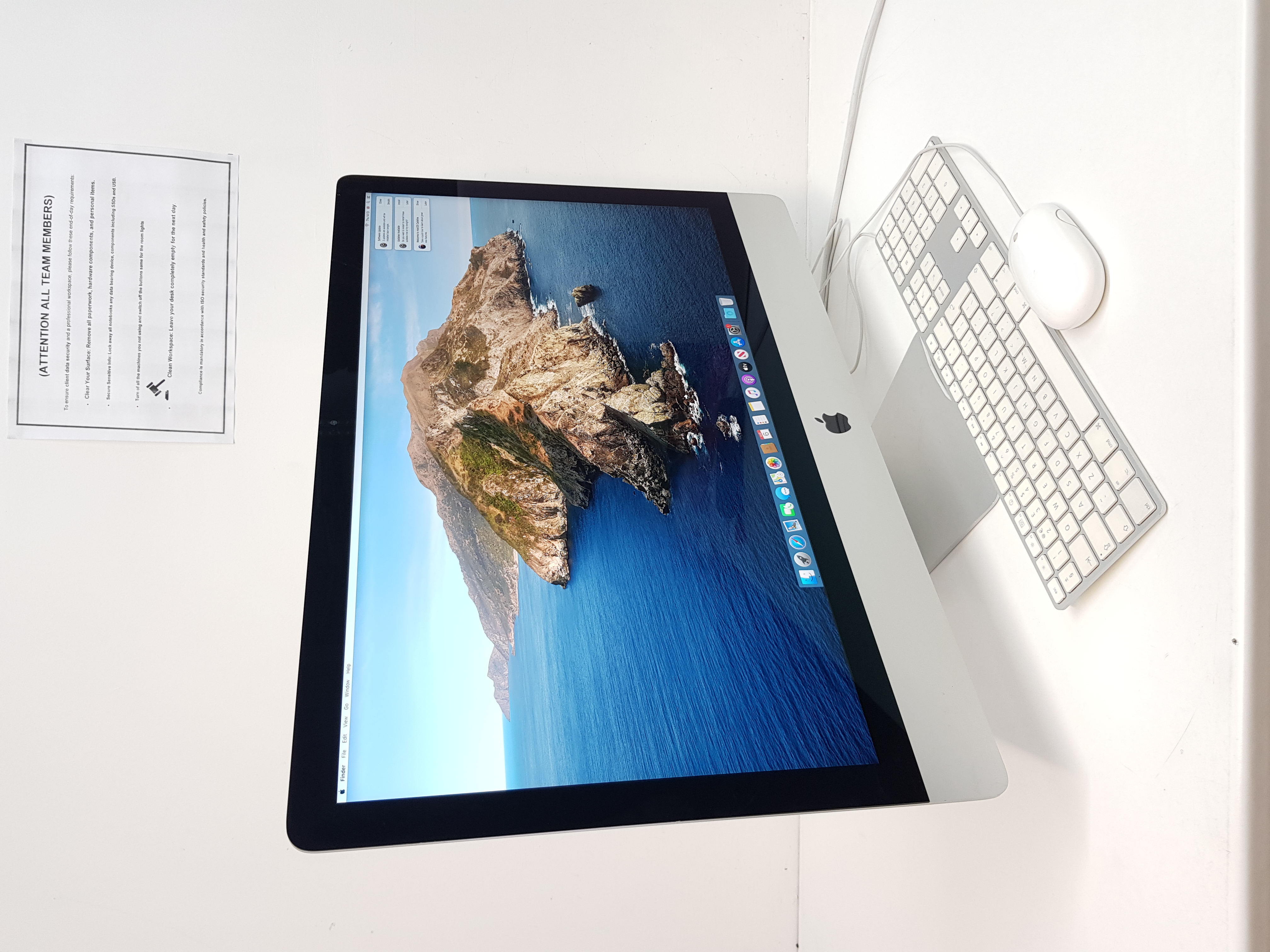 Apple iMac, intel core i5 processor, 16GB RAM, 628GB Storage, 5K Display, 2GB graphics — additional photo