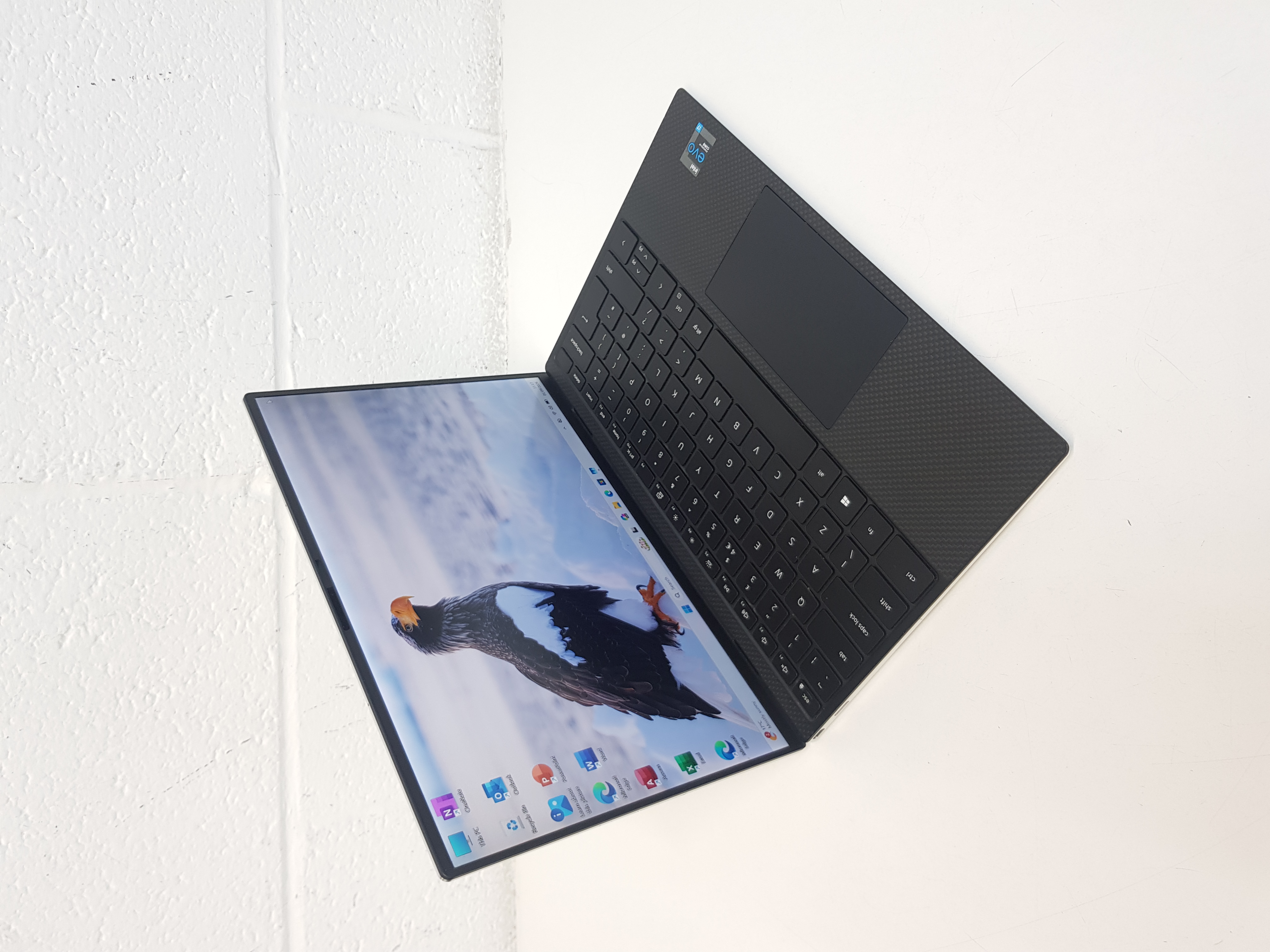 Super Fast Dell XPS Laptop, core i7-11th Gen processor, 16GB Memory, 512GB Storage, MS Office 2021, Windows 11 — additional photo
