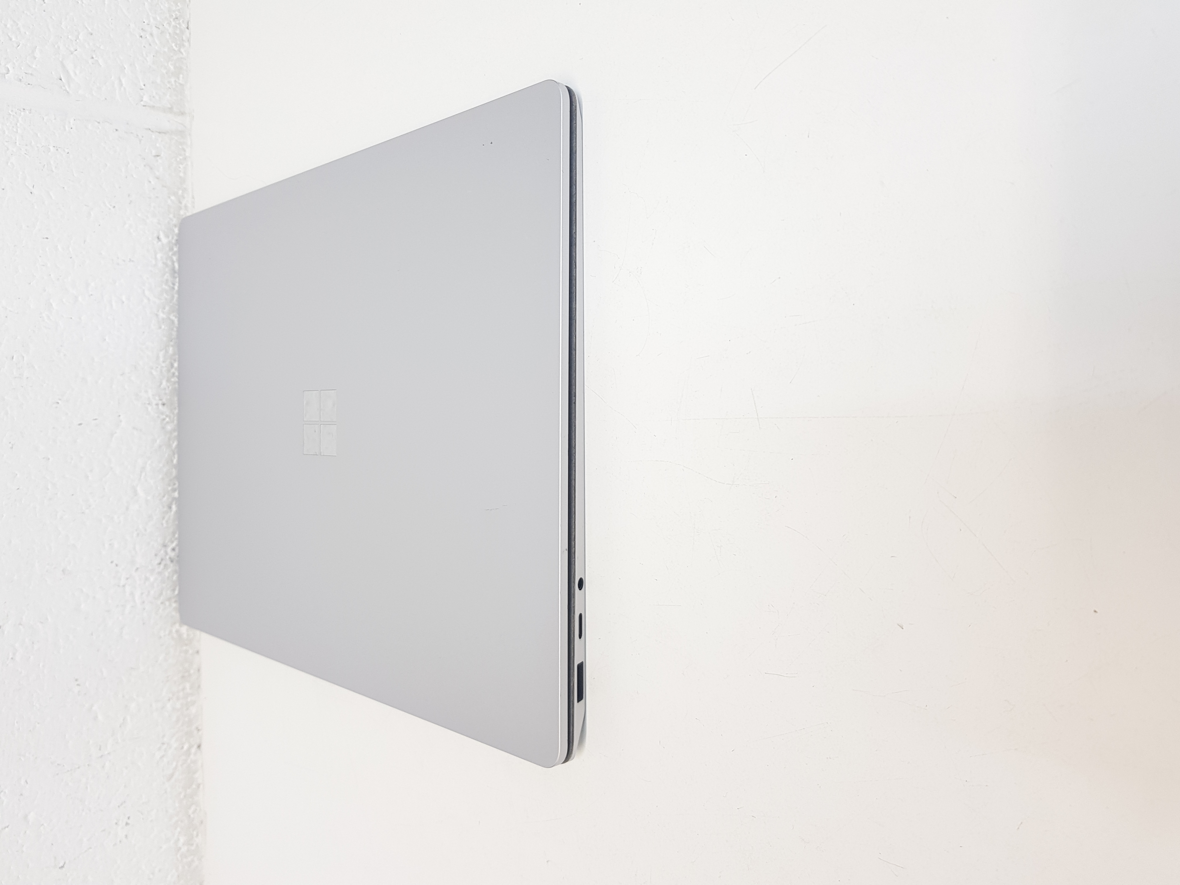 Microsoft Surface Touch screen Laptop, core i7-11th Gen processor, 16GB Memory, 512GB Storage, MS Office 2021, Windows 11 — additional photo