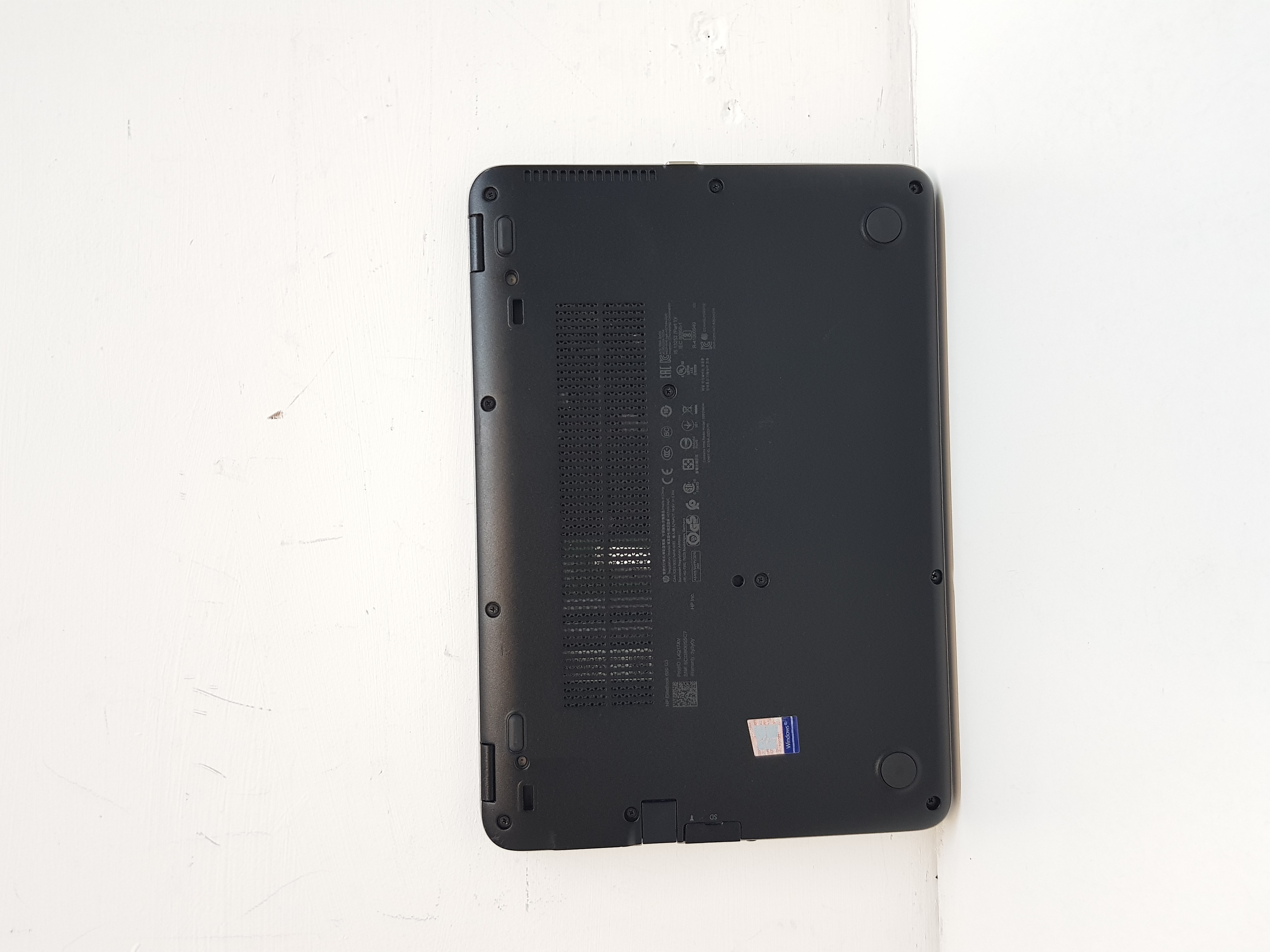 HP laptop, intel core i5, 8GB RAM, 240GB SSD, intel Ultra HD Graphics, Microsoft Office 2021