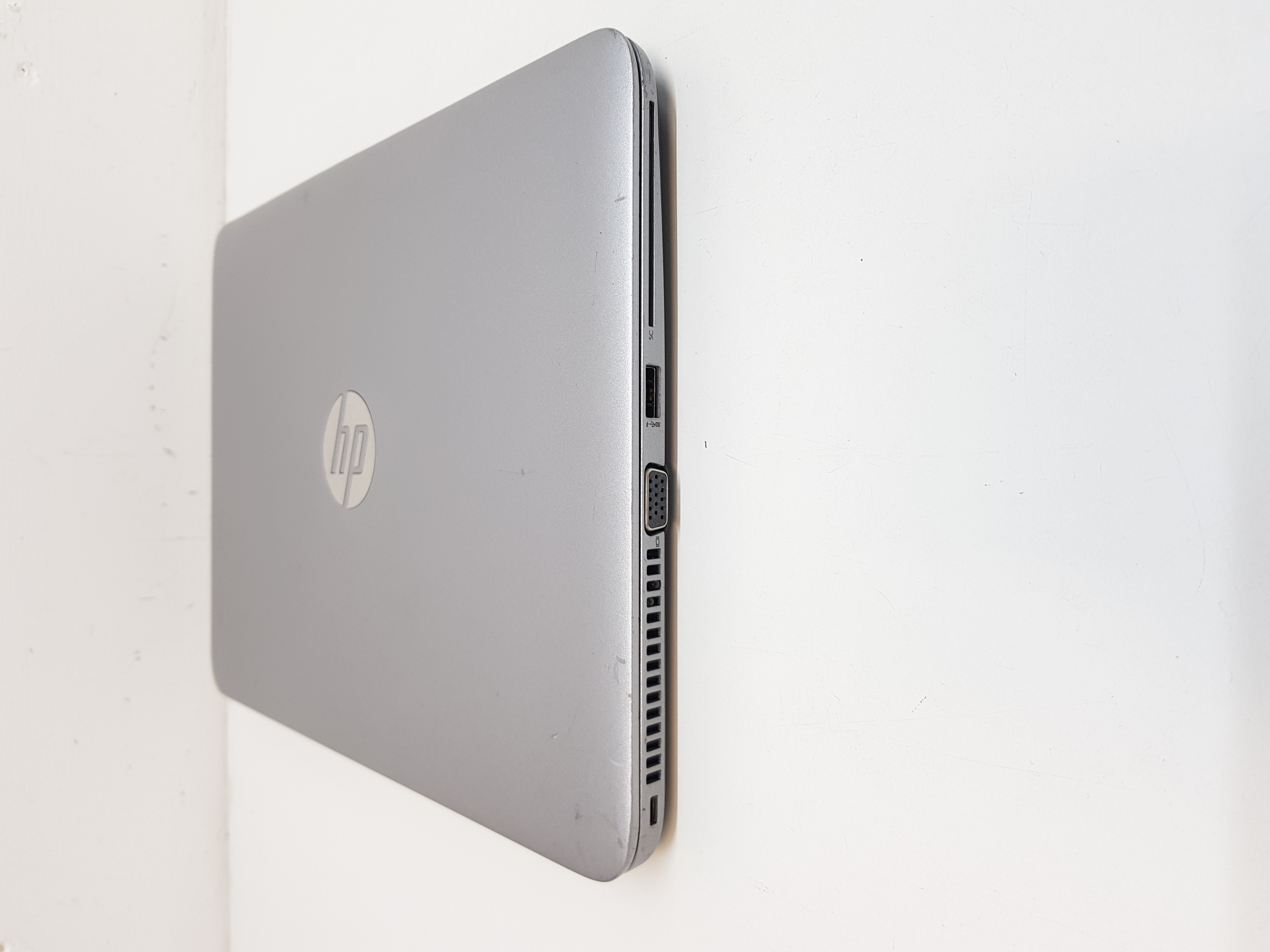 HP laptop, intel core i5, 8GB RAM, 240GB SSD, intel Ultra HD Graphics, Microsoft Office 2021 — additional photo
