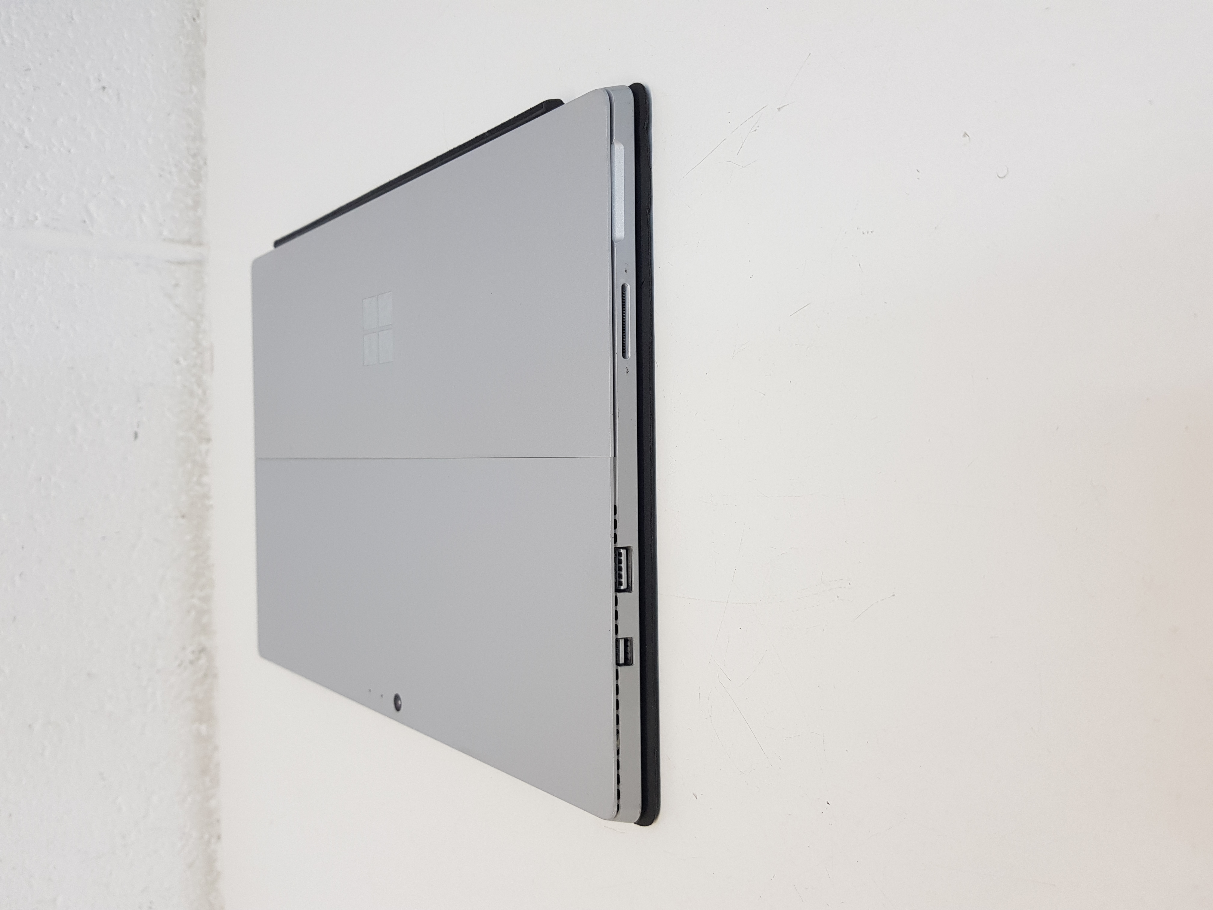 Microsoft Surface Touch screen Laptop, intel core m3, 4GB Memory, 128GB Storage, MS Office 2021, Windows 11 — additional photo