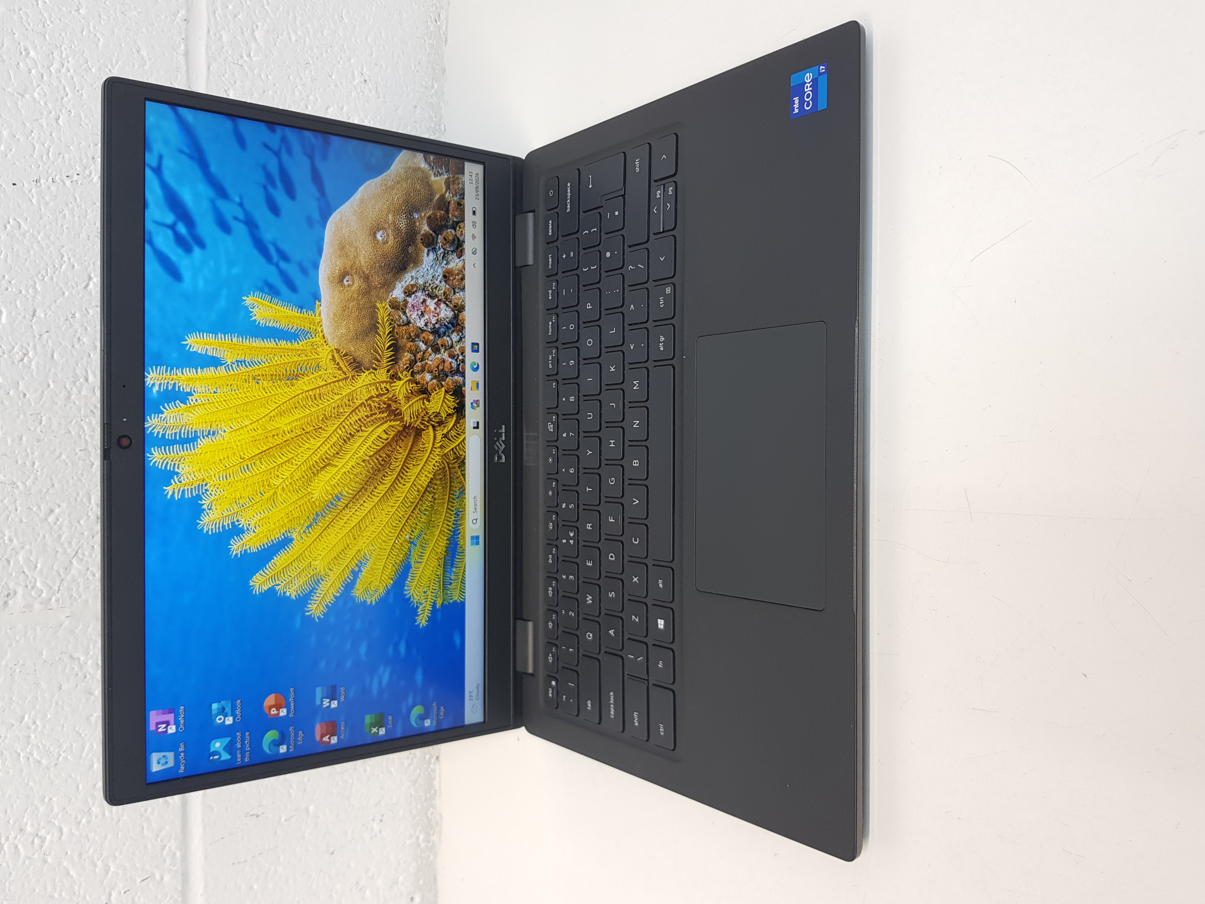 Super fast Dell Laptop, core i7-11th Gen, 16GB Memory, 512GB Storage, MS Office 2021, Windows 11 — additional photo