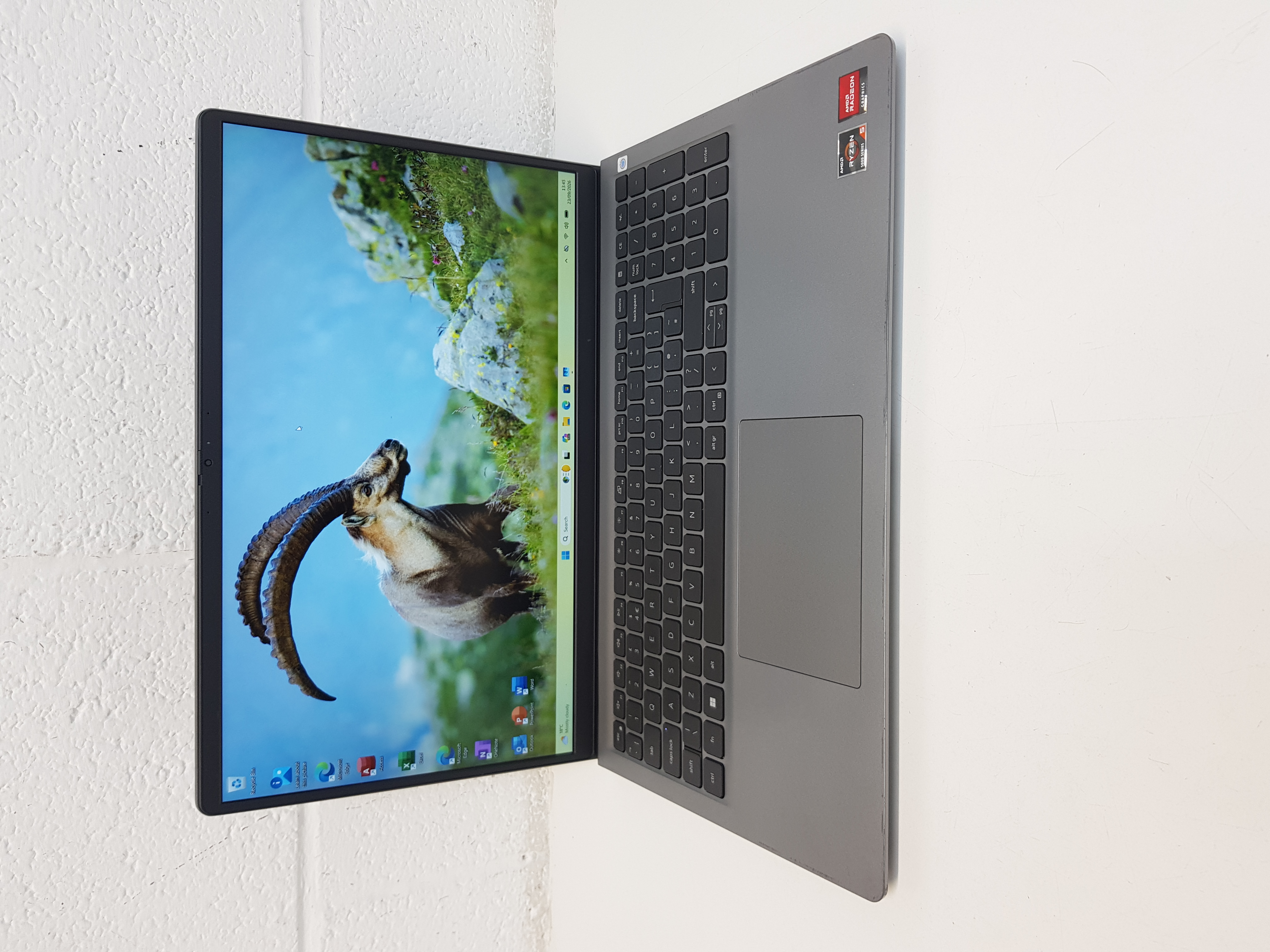Dell Laptop, AMD Ryzen 5, 16GB Memory, 756GB Storage, MS Office 2021, Windows 11 — additional photo