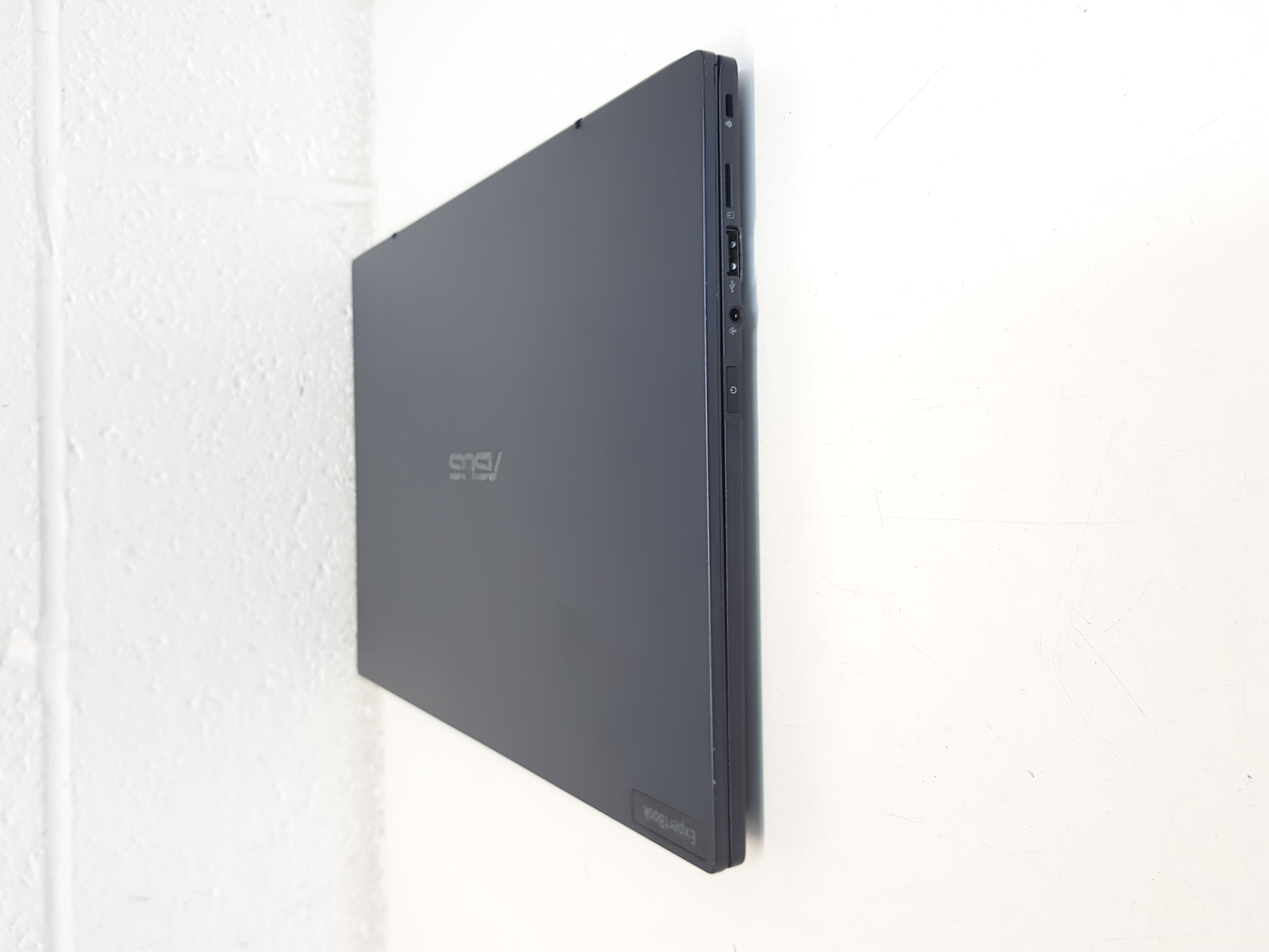 Asus ExperBook Laptop, i5-12th Gen 12-cores processor, 8GB Memory(DDR5 4800MT/s), 762GB Storage — additional photo