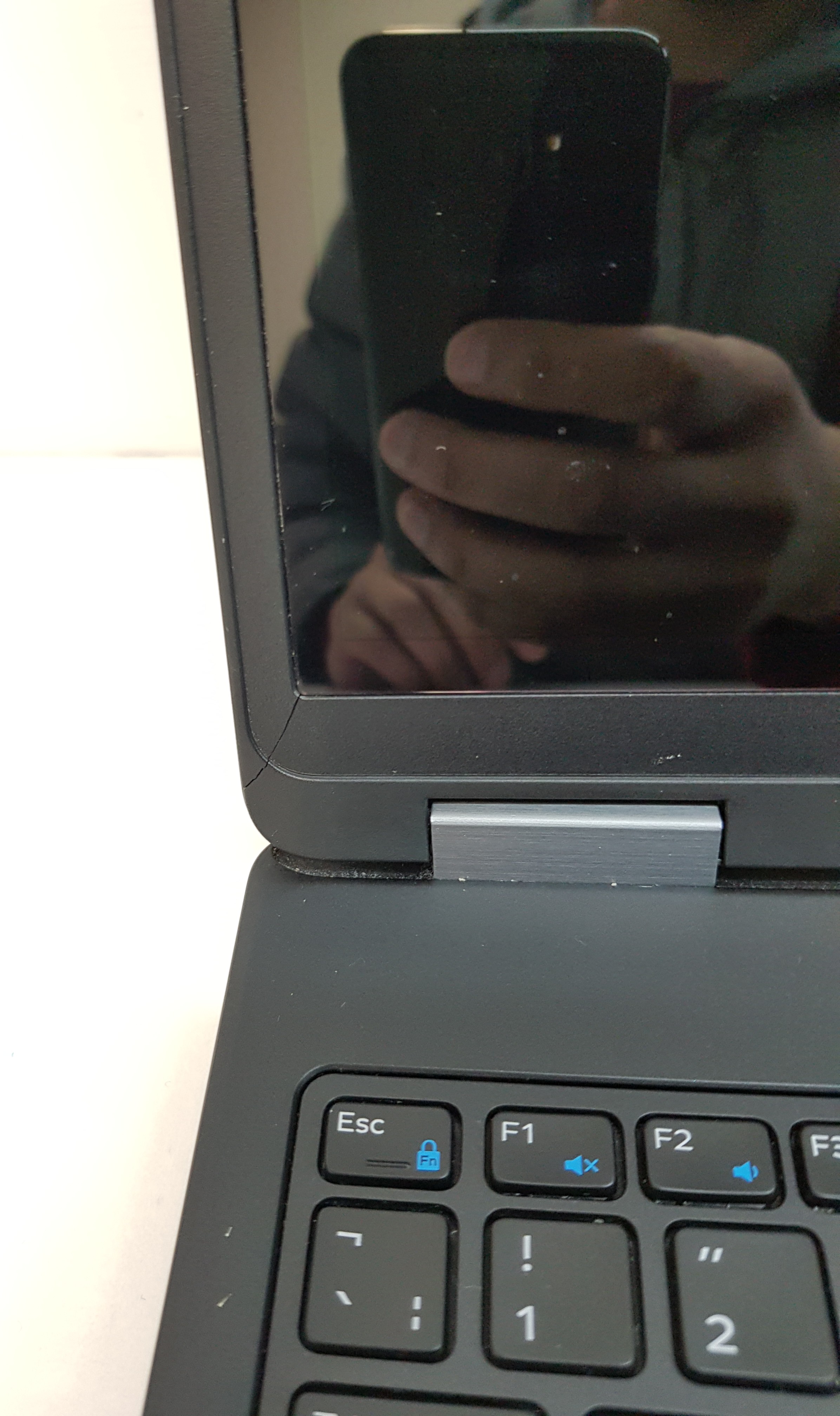 Dell Latitude E5570 | Intel i5 6th Gen | 8GB RAM | 256GB SSD | Windows 11 | £140 — additional photo