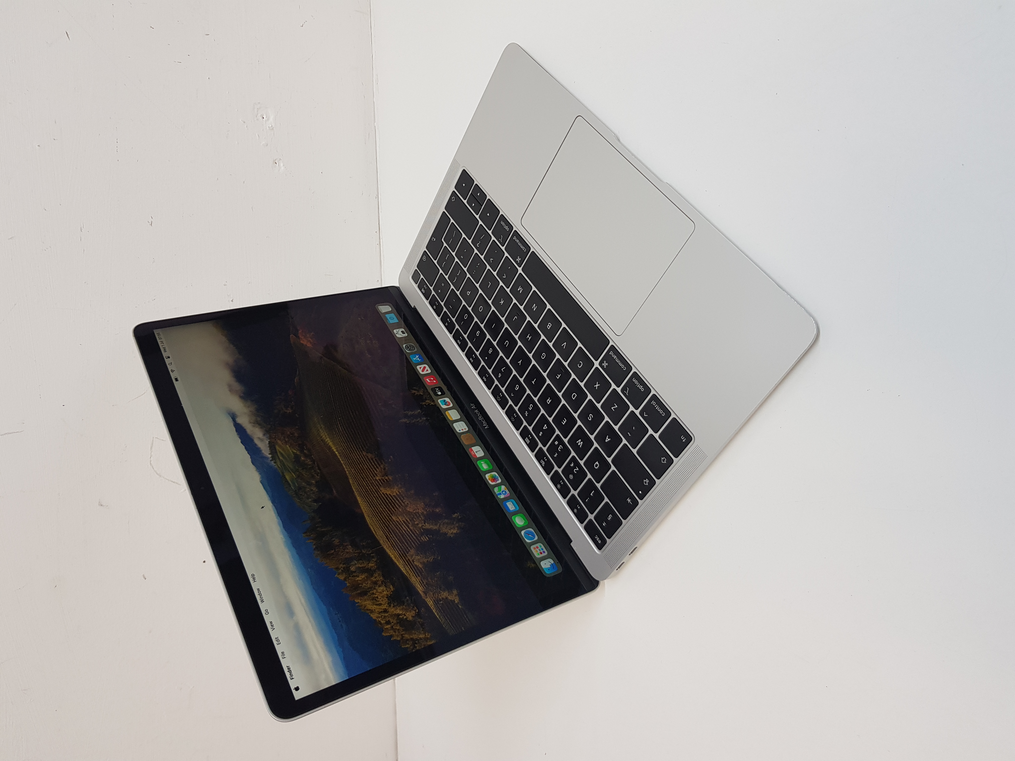 Apple MacBook laptop, intel core i5 processor, 8GB RAM, 250GB SSD , macOS sonoma — additional photo