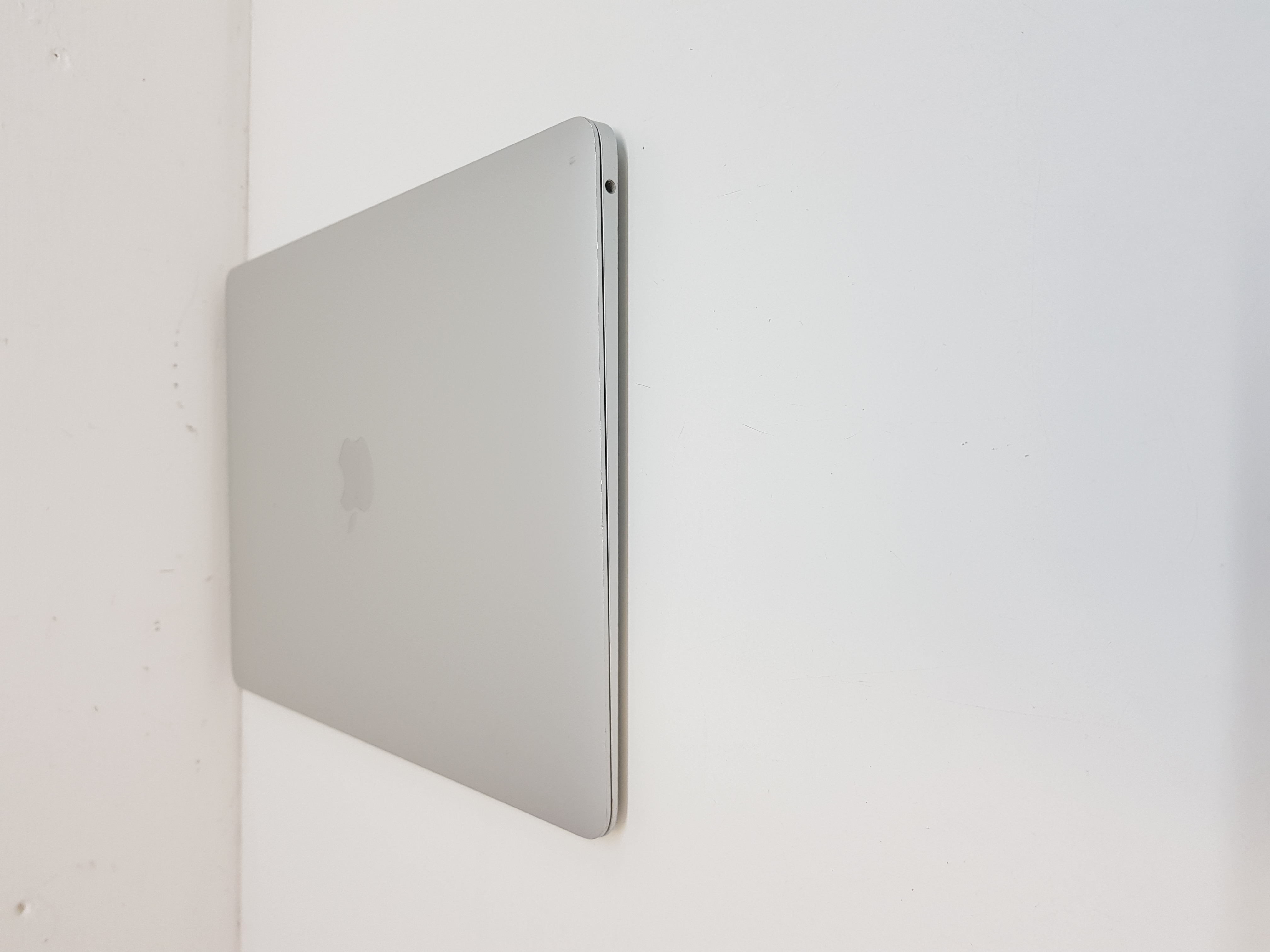 Apple MacBook laptop, intel core i5 processor, 8GB RAM, 250GB SSD , macOS sonoma — additional photo