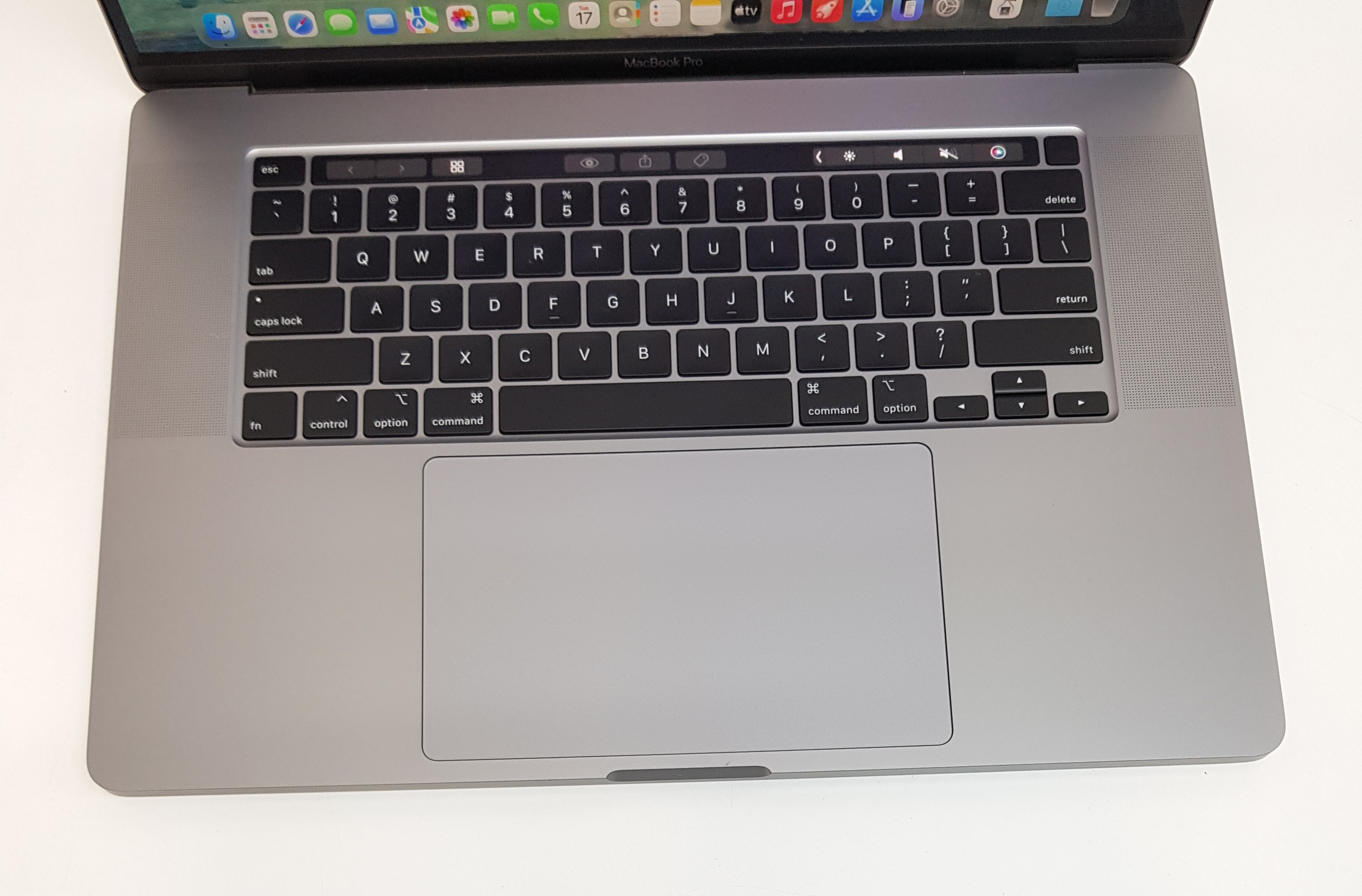 Apple MacBook Pro A2141 | 16GB RAM | 512GB Storage | Grade A | £390 — additional photo