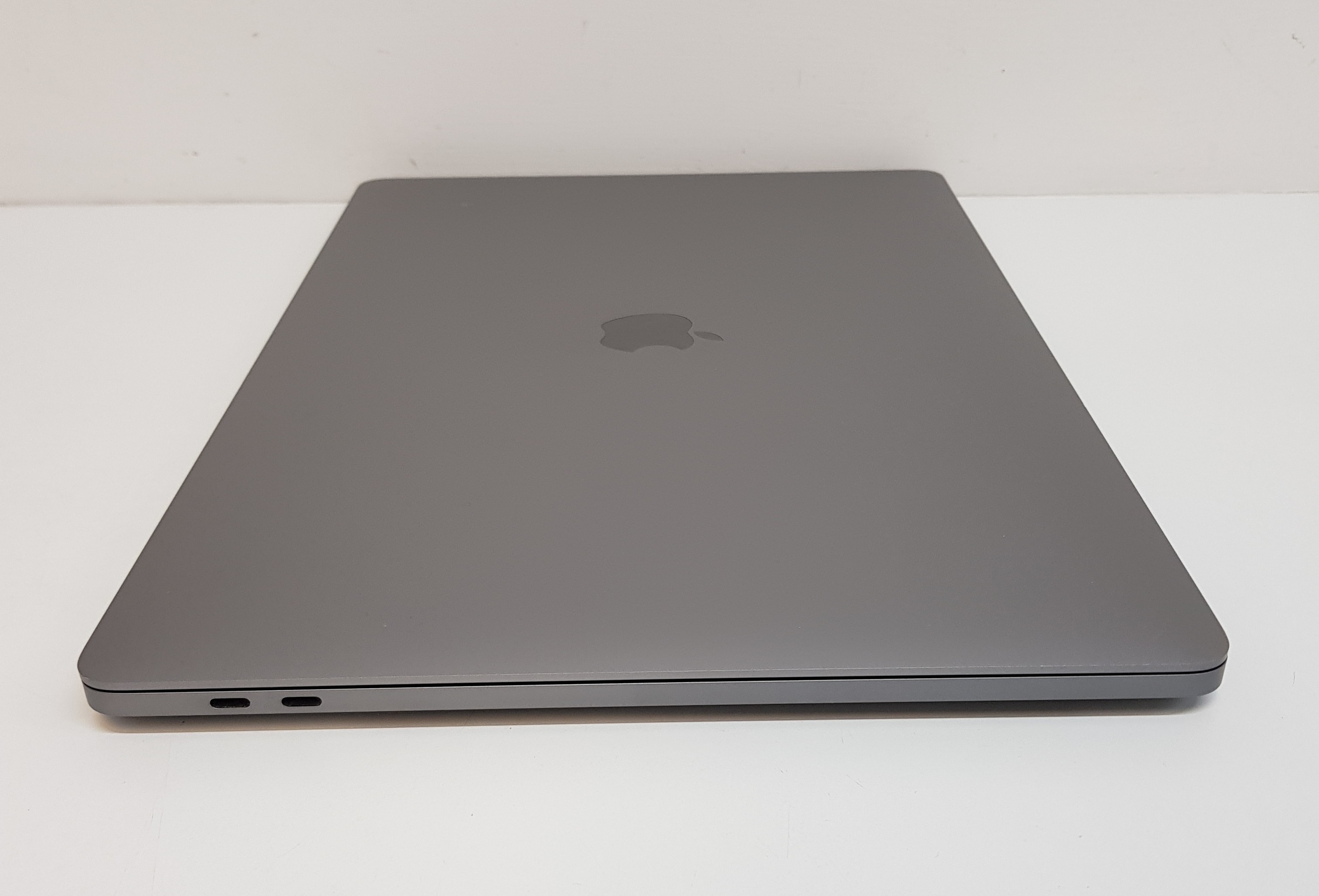 Apple MacBook Pro A2141 | 16GB RAM | 512GB Storage | Grade A | £390 — additional photo