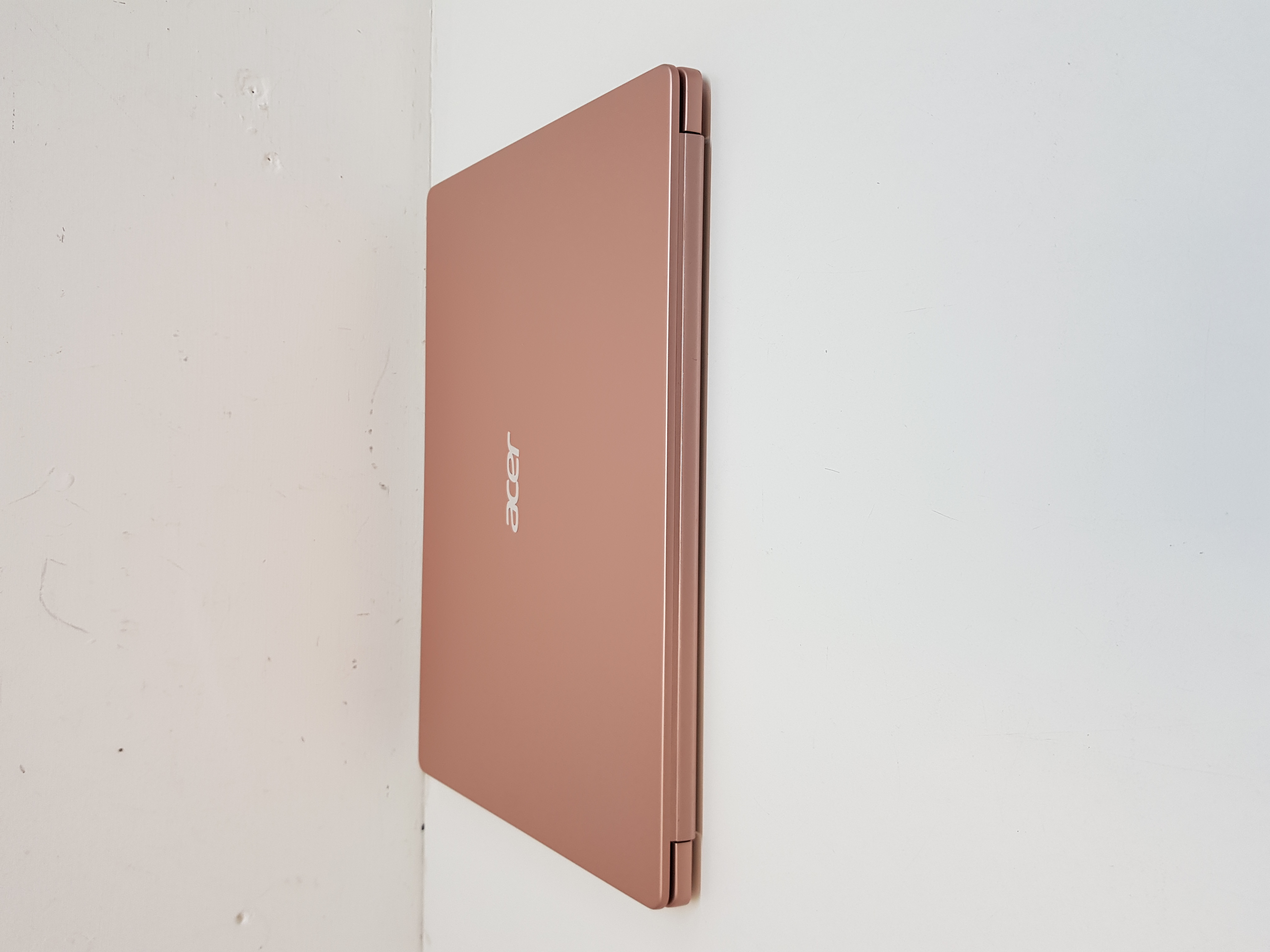 Acre laptop, intel Pentium Silver, 4GB RAM, 256GB SSD,UHD Graphics, Microsoft Office 2021 — additional photo
