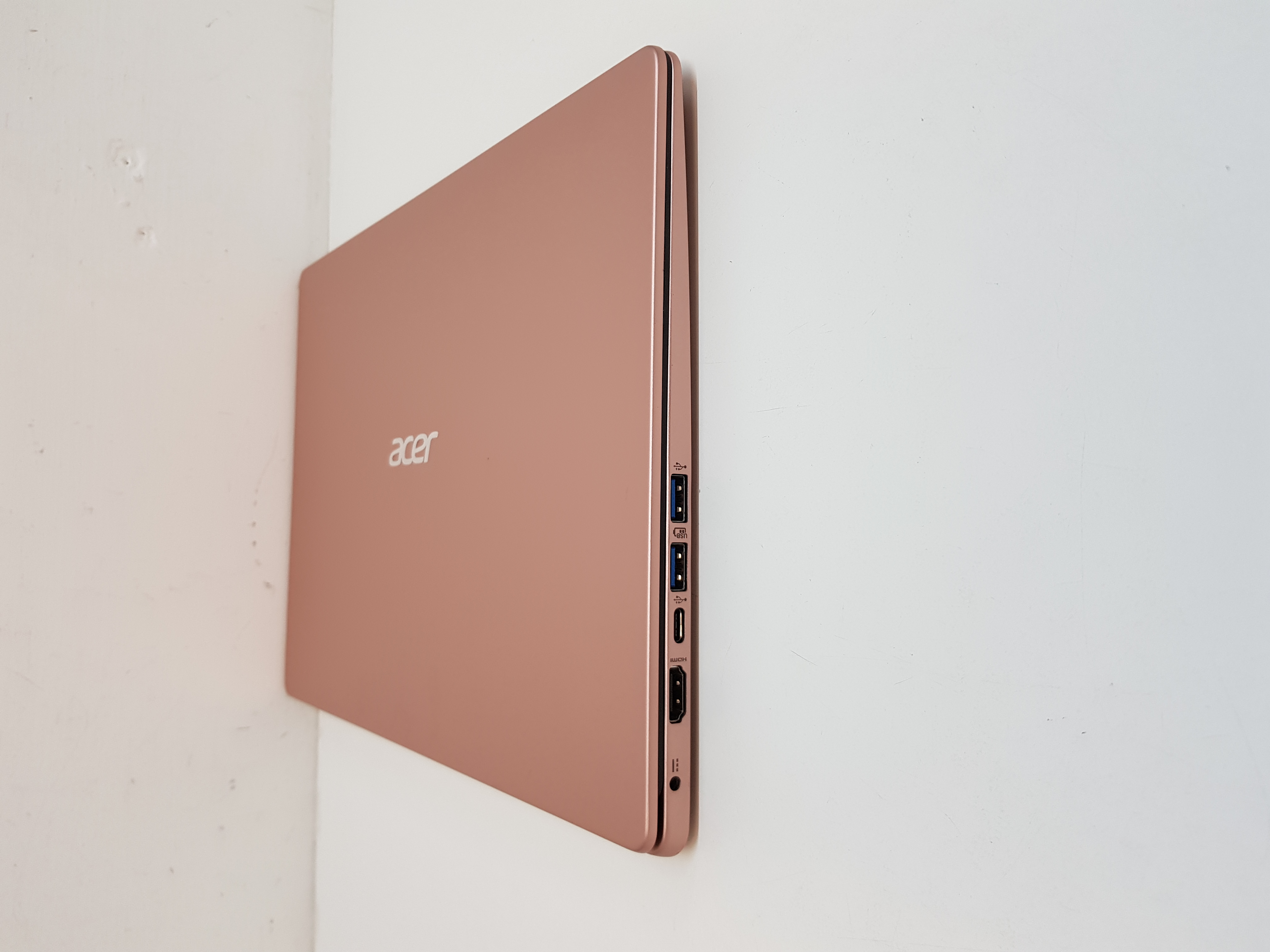 Acre laptop, intel Pentium Silver, 4GB RAM, 256GB SSD,UHD Graphics, Microsoft Office 2021 — additional photo