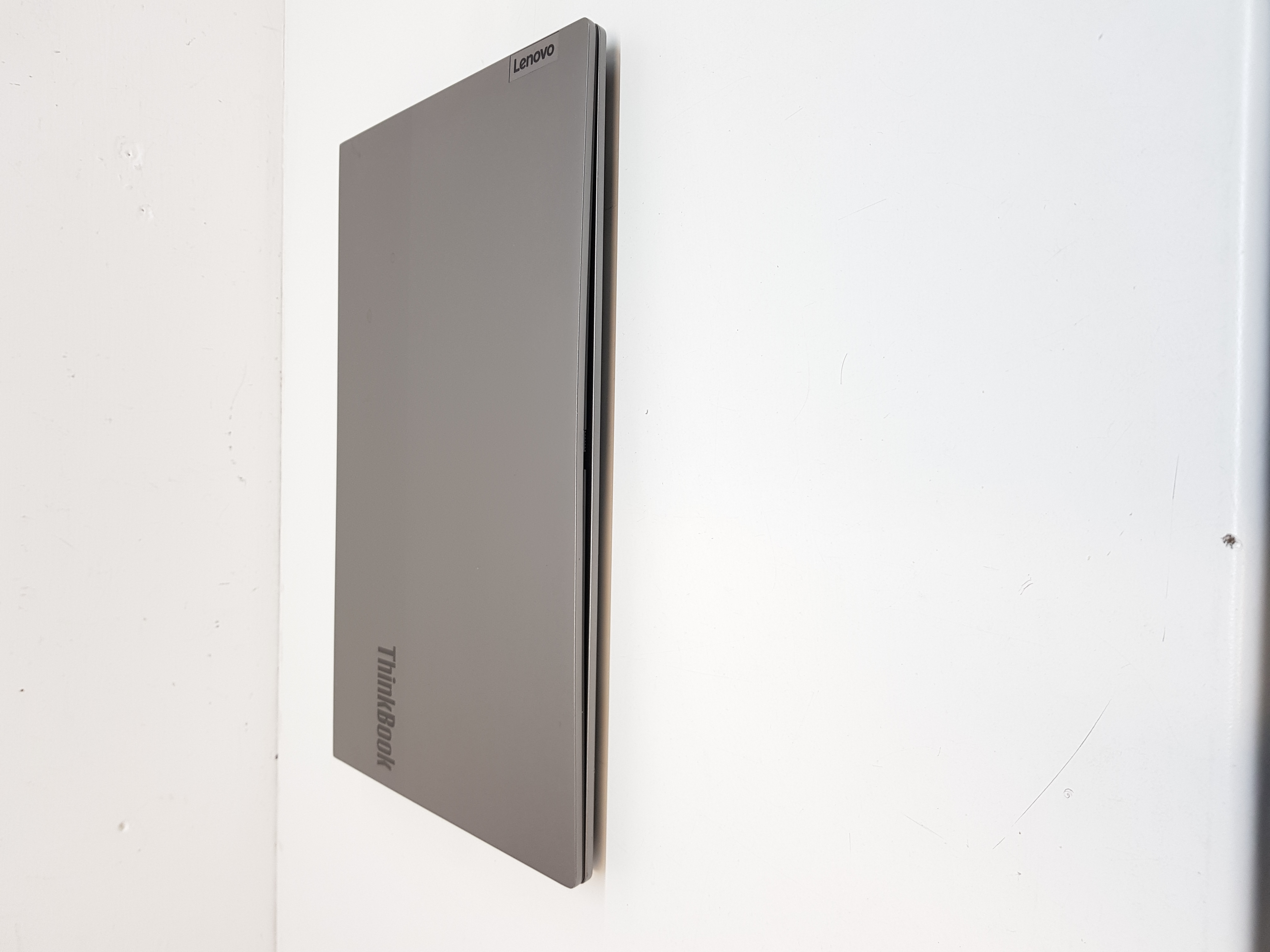Fast Lenovo Gaming laptop, 6-cores AMD Ryzen 5, 16GB RAM, 512GB SSD, 2GB AMD Radeon Graphics — additional photo