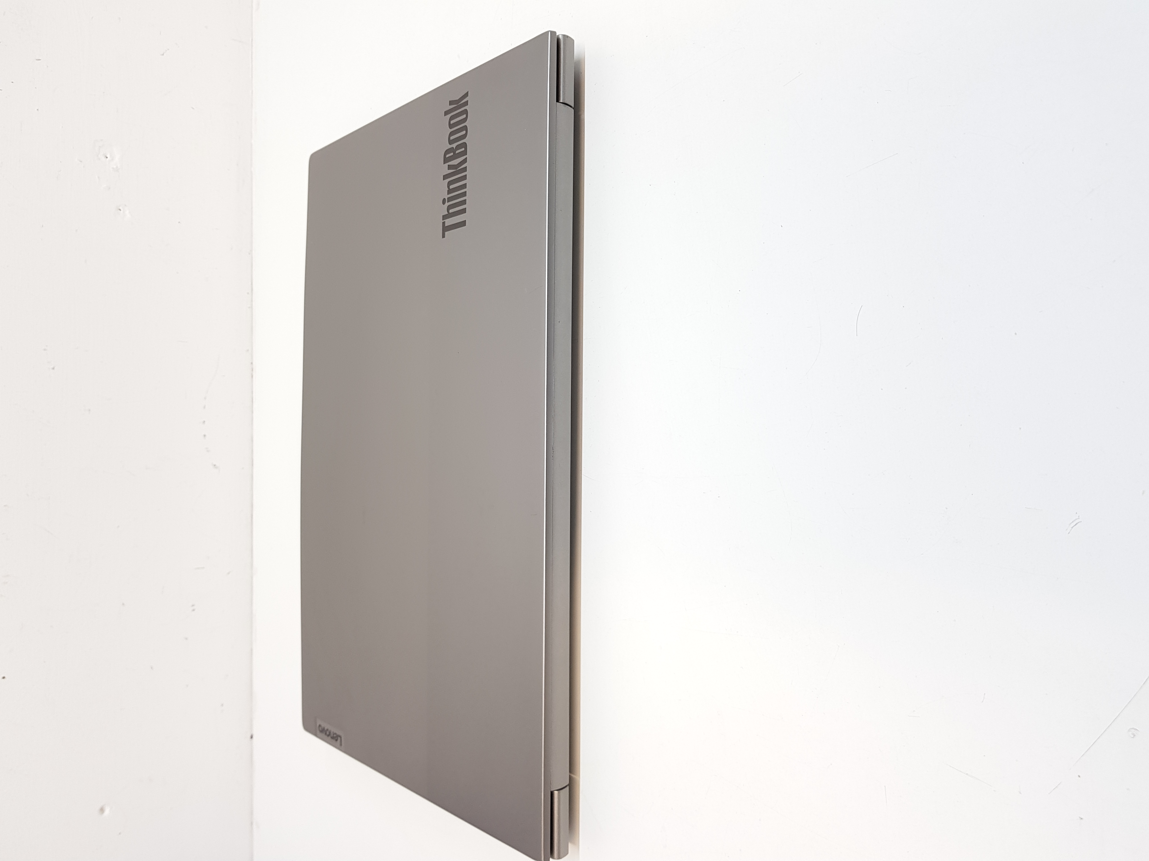Fast Lenovo Gaming laptop, 6-cores AMD Ryzen 5, 16GB RAM, 512GB SSD, 2GB AMD Radeon Graphics — additional photo