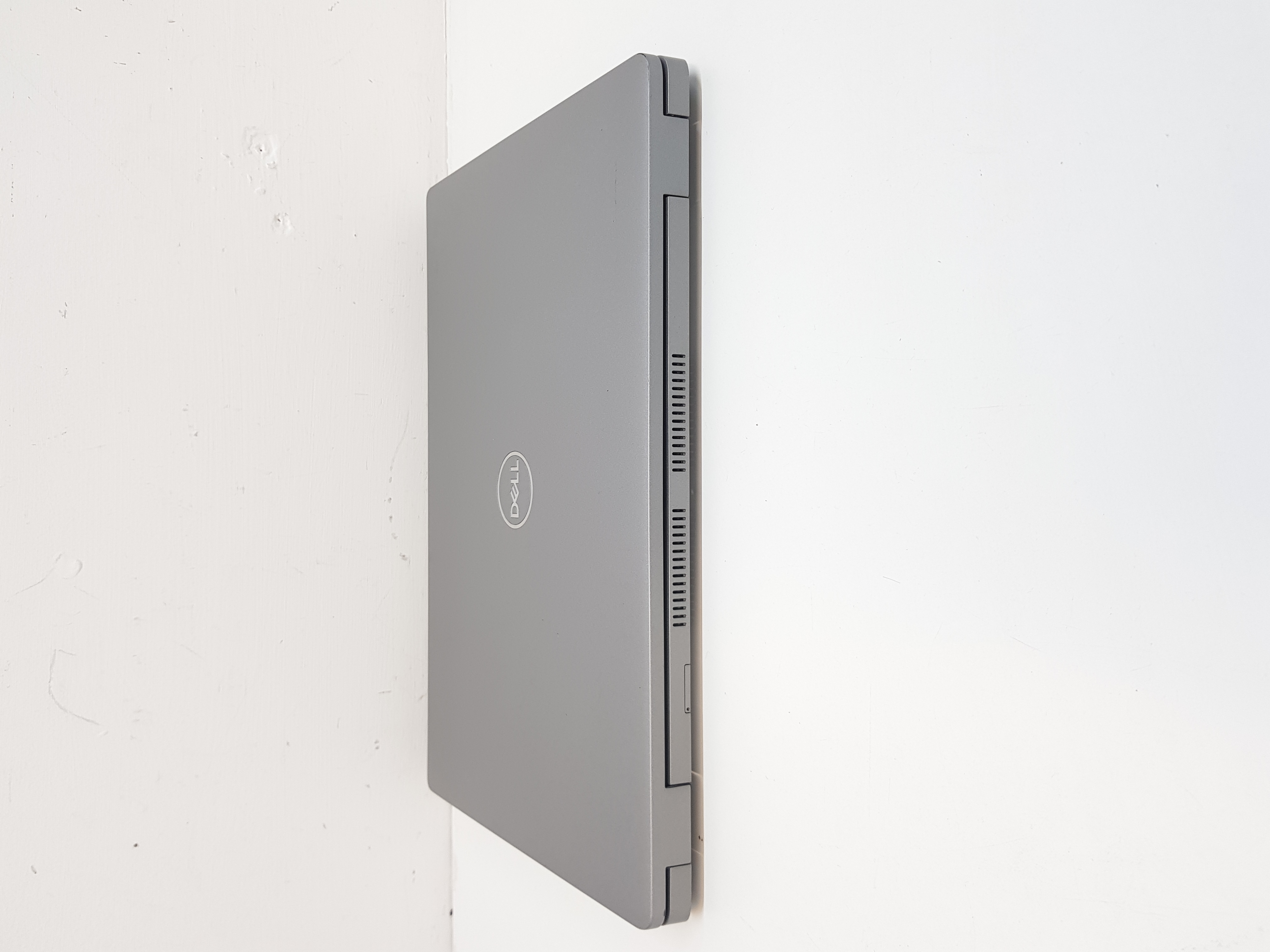 Super fast Dell laptop, 10-cores i7-12th Gen processor, 16GB RAM, 512GB SSD, Windows 11 — additional photo