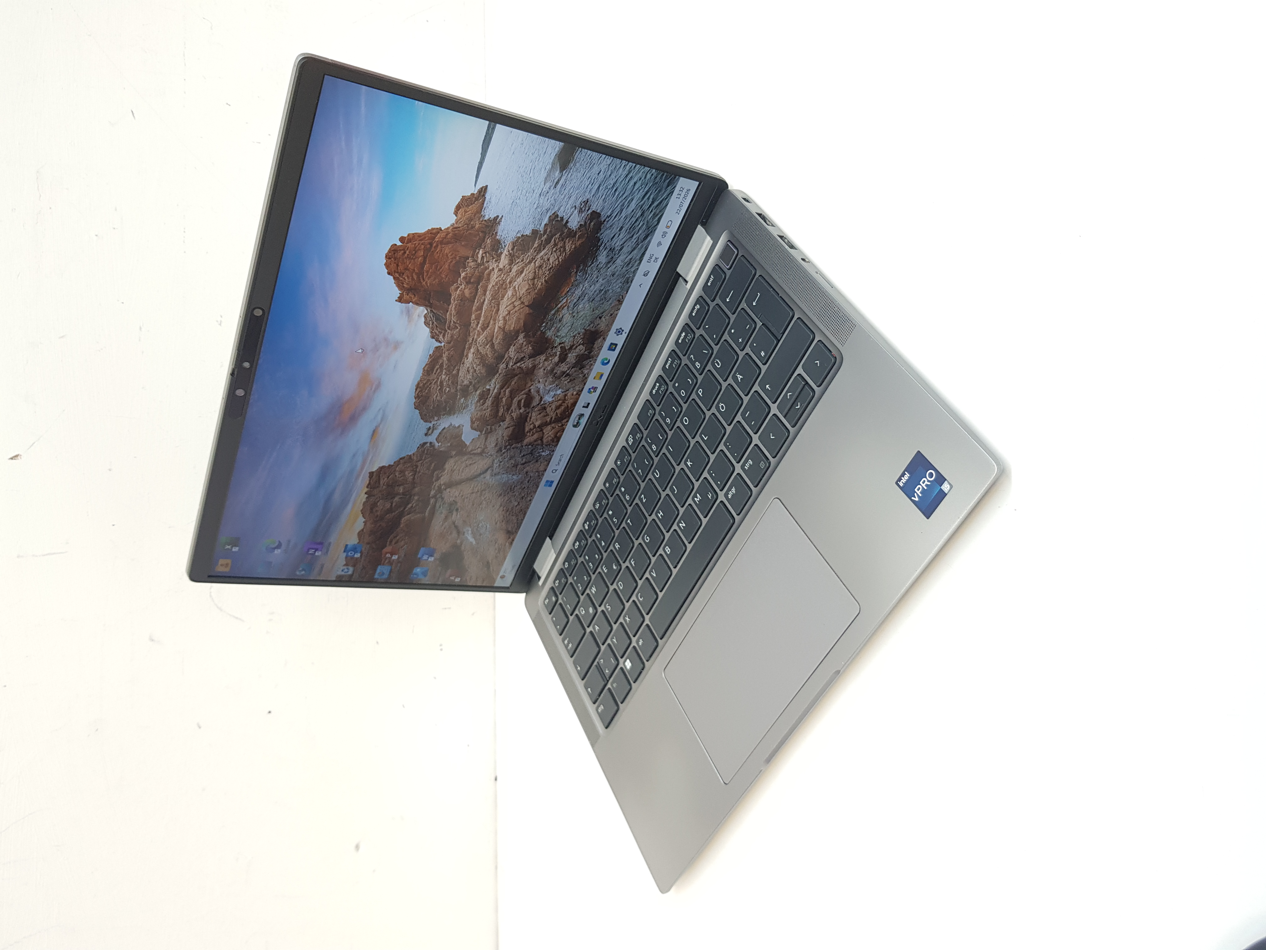 Super fast Dell laptop, 13th Gen intel Core i5, 16GB RAM, 512GB SSD, Microsoft Office 2021 — additional photo