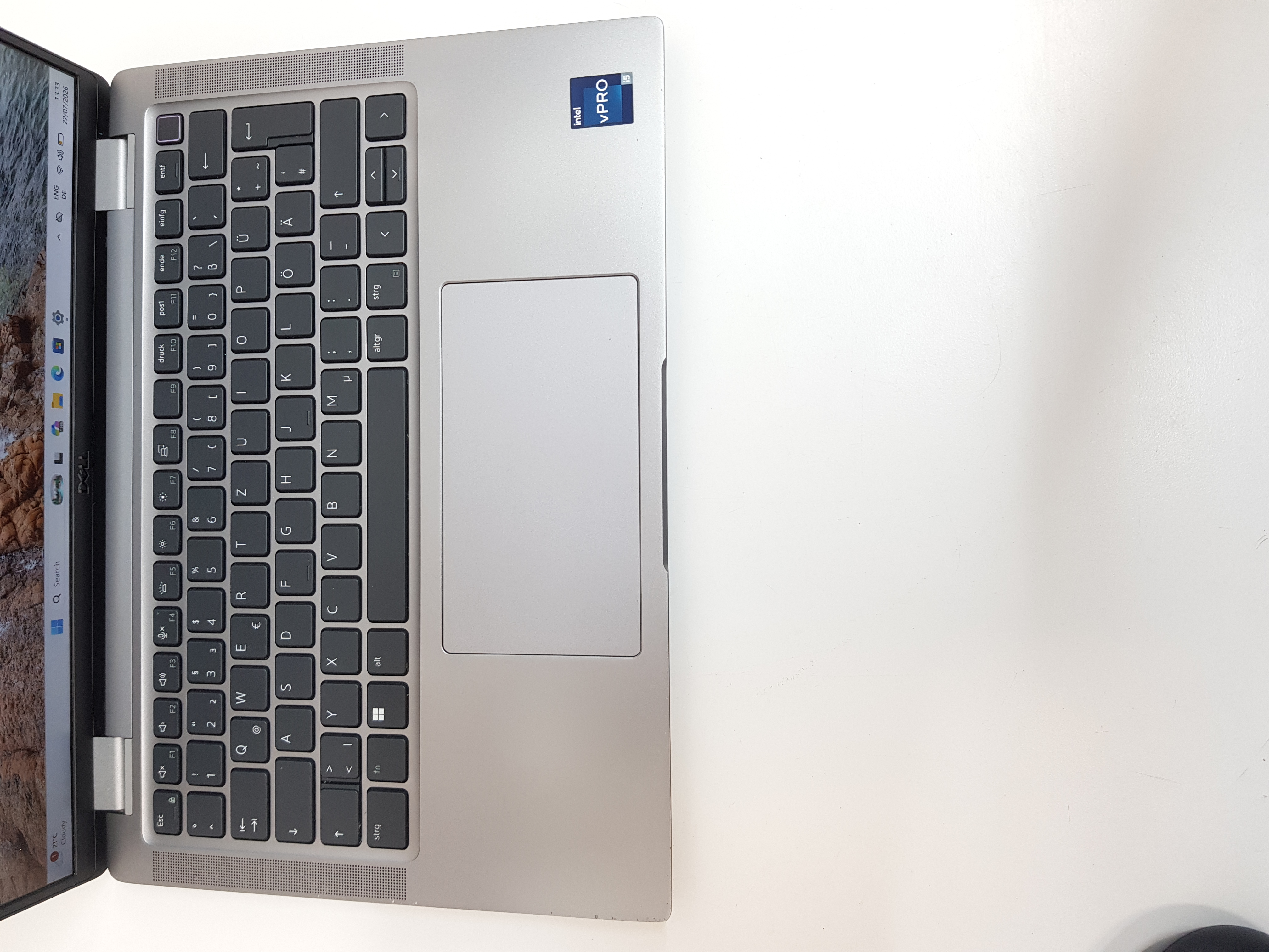 Super fast Dell laptop, 13th Gen intel Core i5, 16GB RAM, 512GB SSD, Microsoft Office 2021 — additional photo