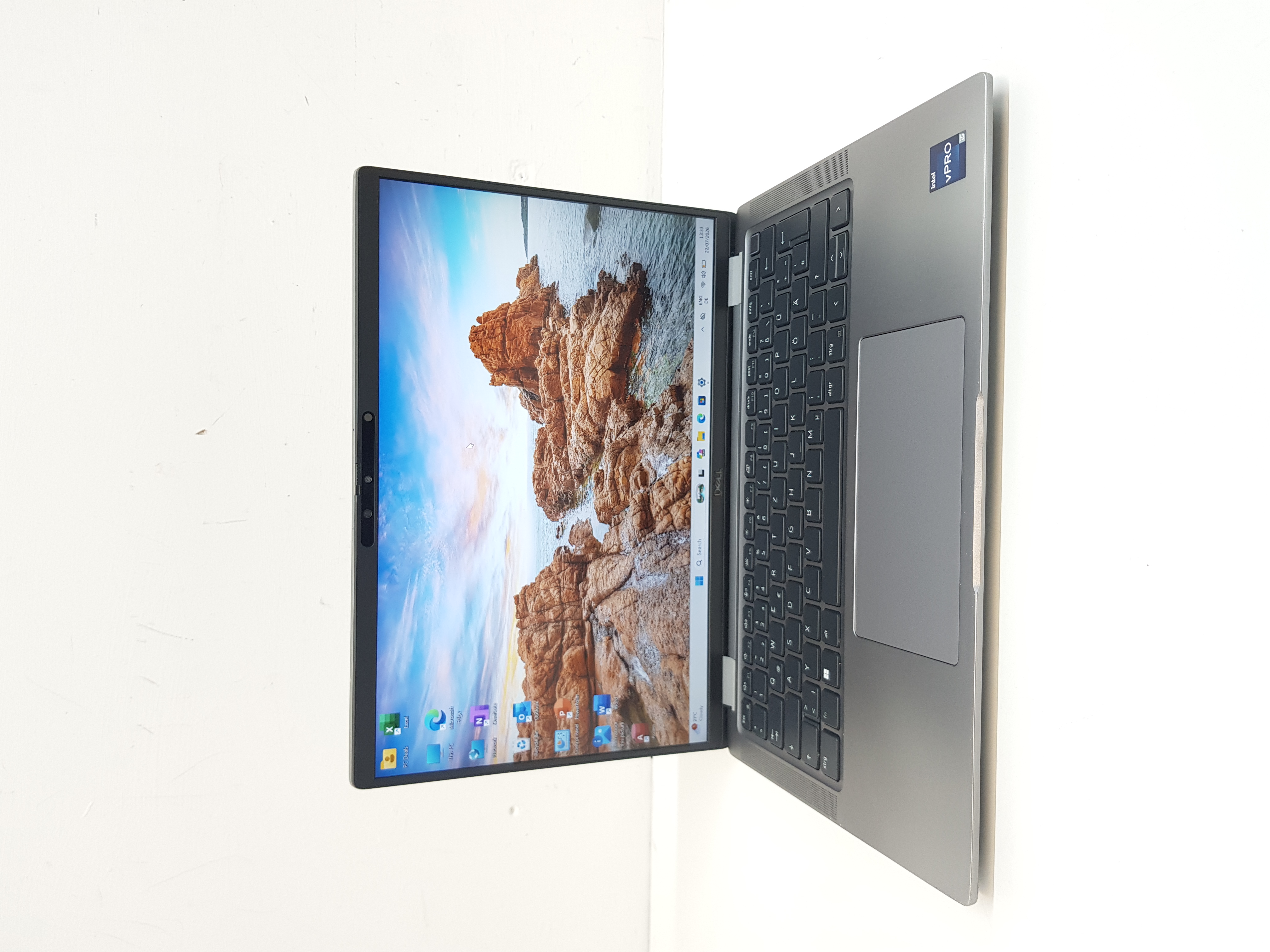 Super fast Dell laptop, 13th Gen intel Core i5, 16GB RAM, 512GB SSD, Microsoft Office 2021 — additional photo